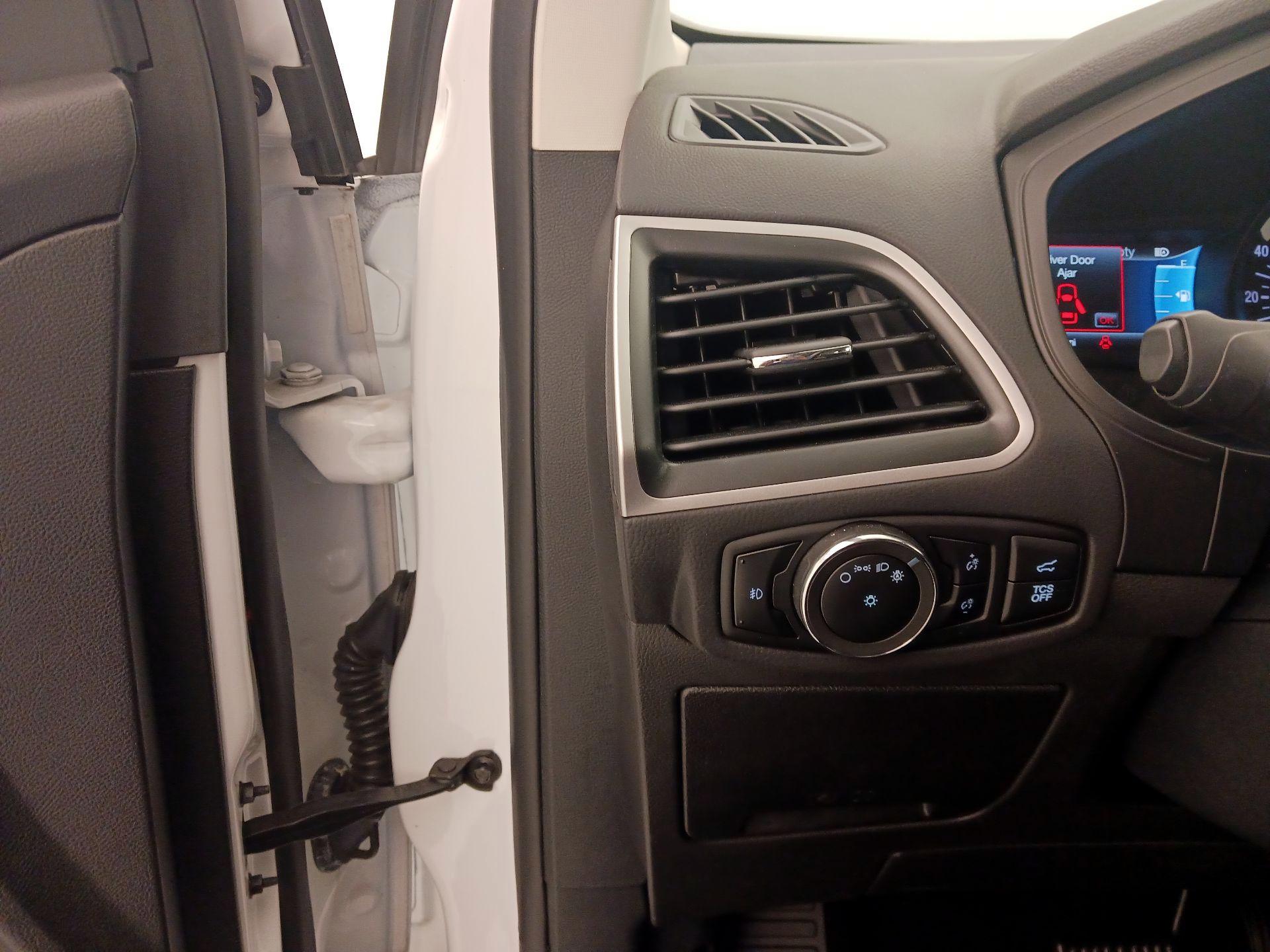 Thumbnail: 2023 Ford Edge - 13