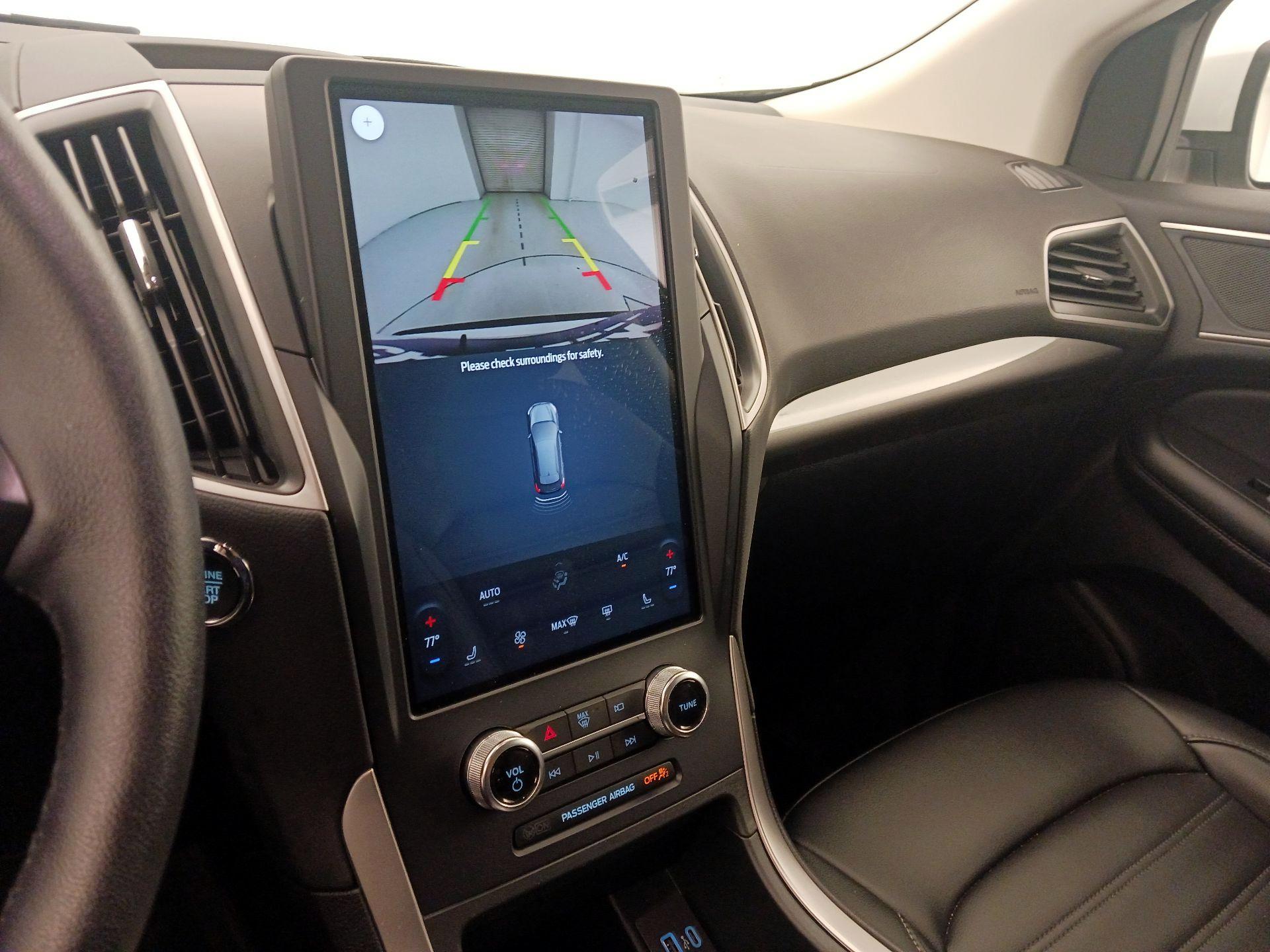 Thumbnail: 2023 Ford Edge - 14