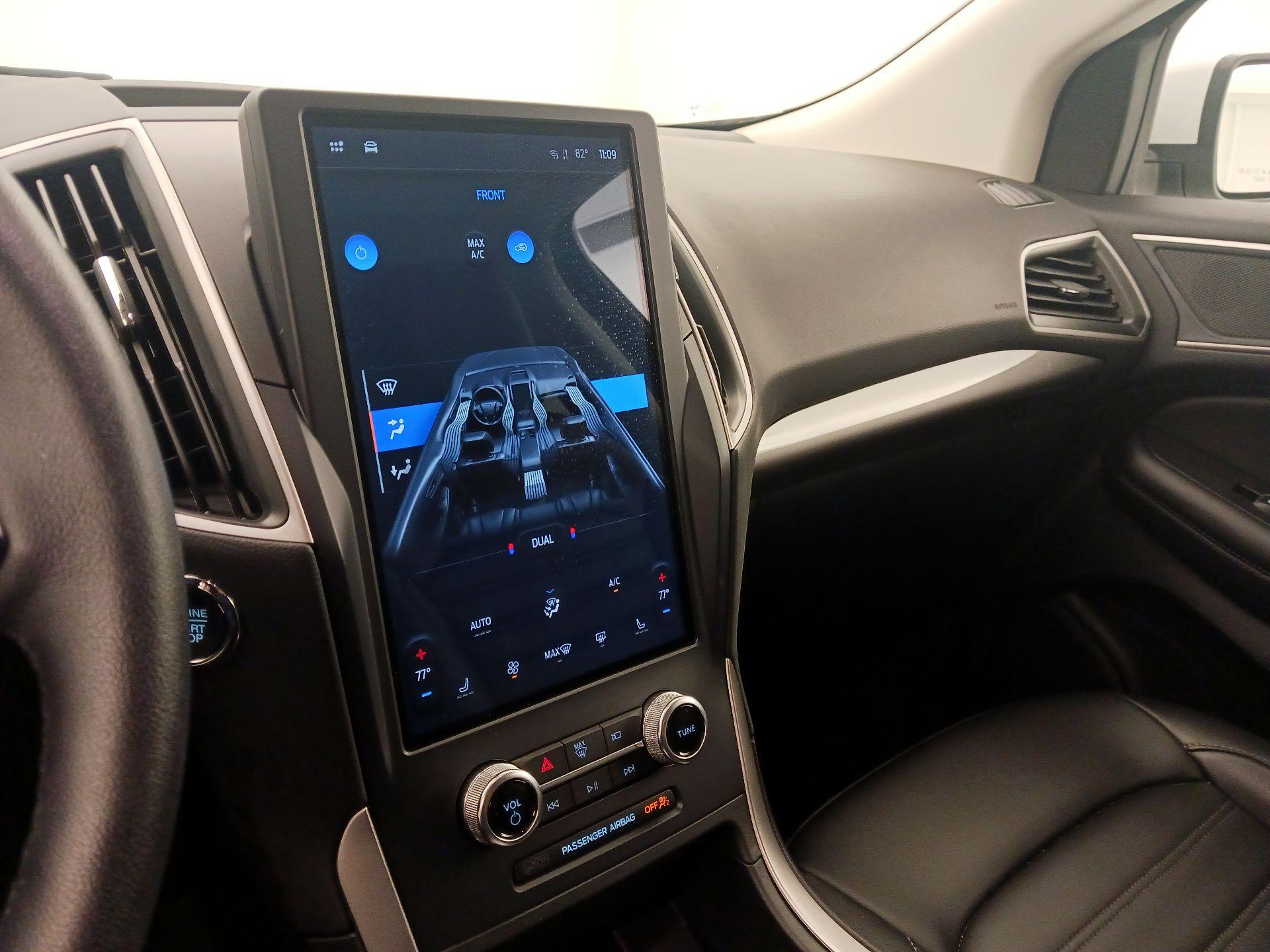 Thumbnail: 2023 Ford Edge - 16