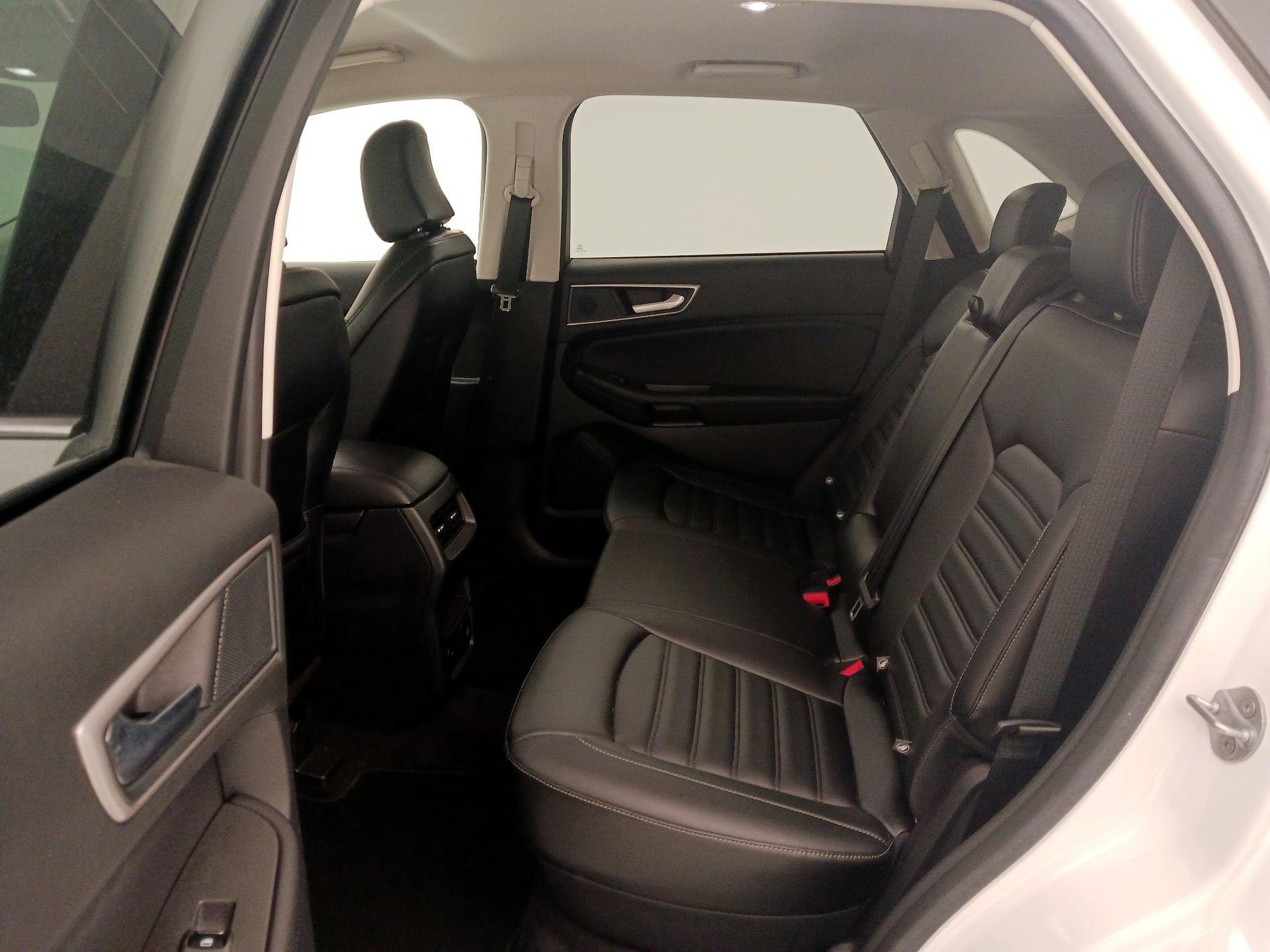 Thumbnail: 2023 Ford Edge - 19