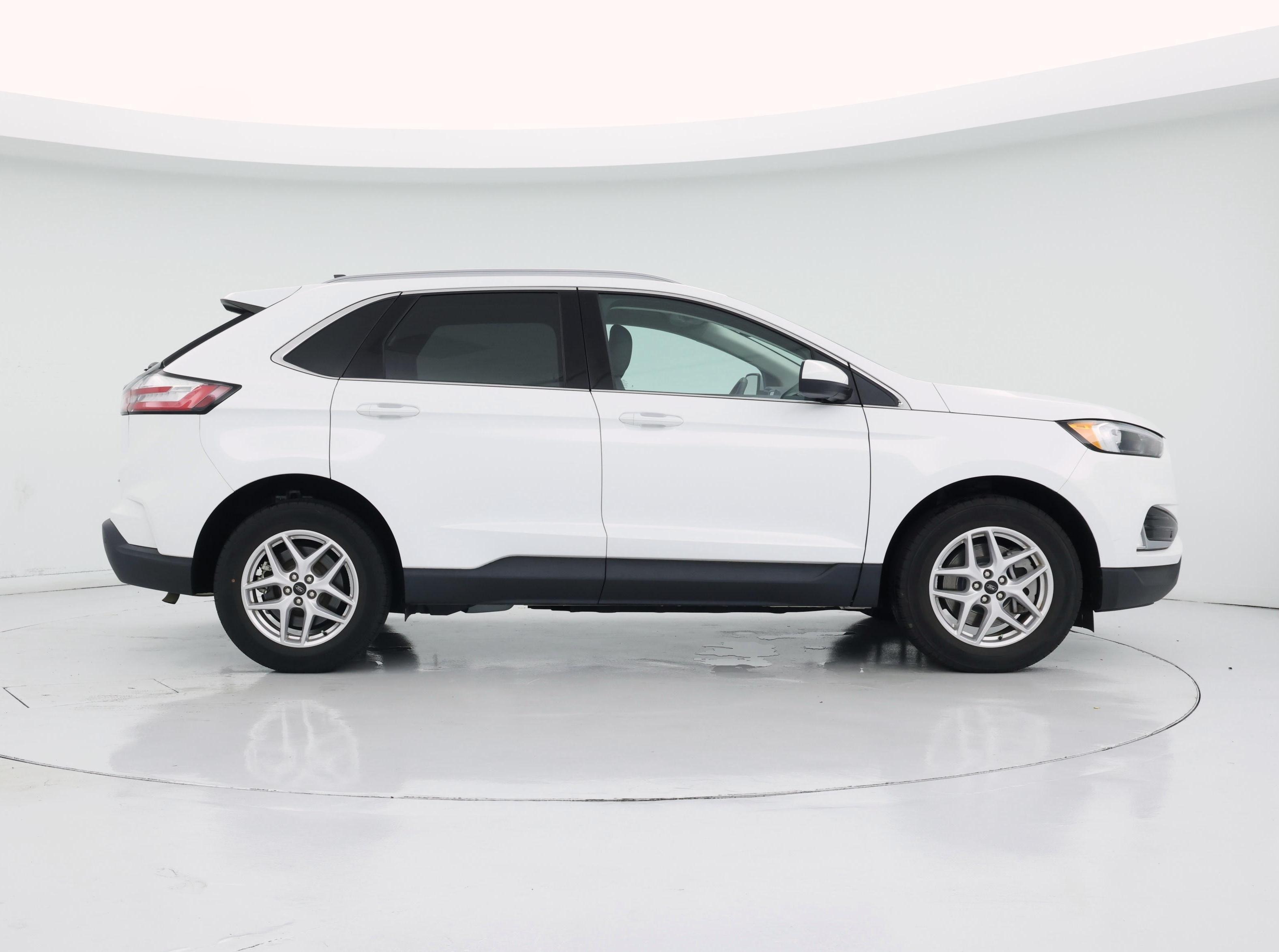 Thumbnail: 2023 Ford Edge - 7