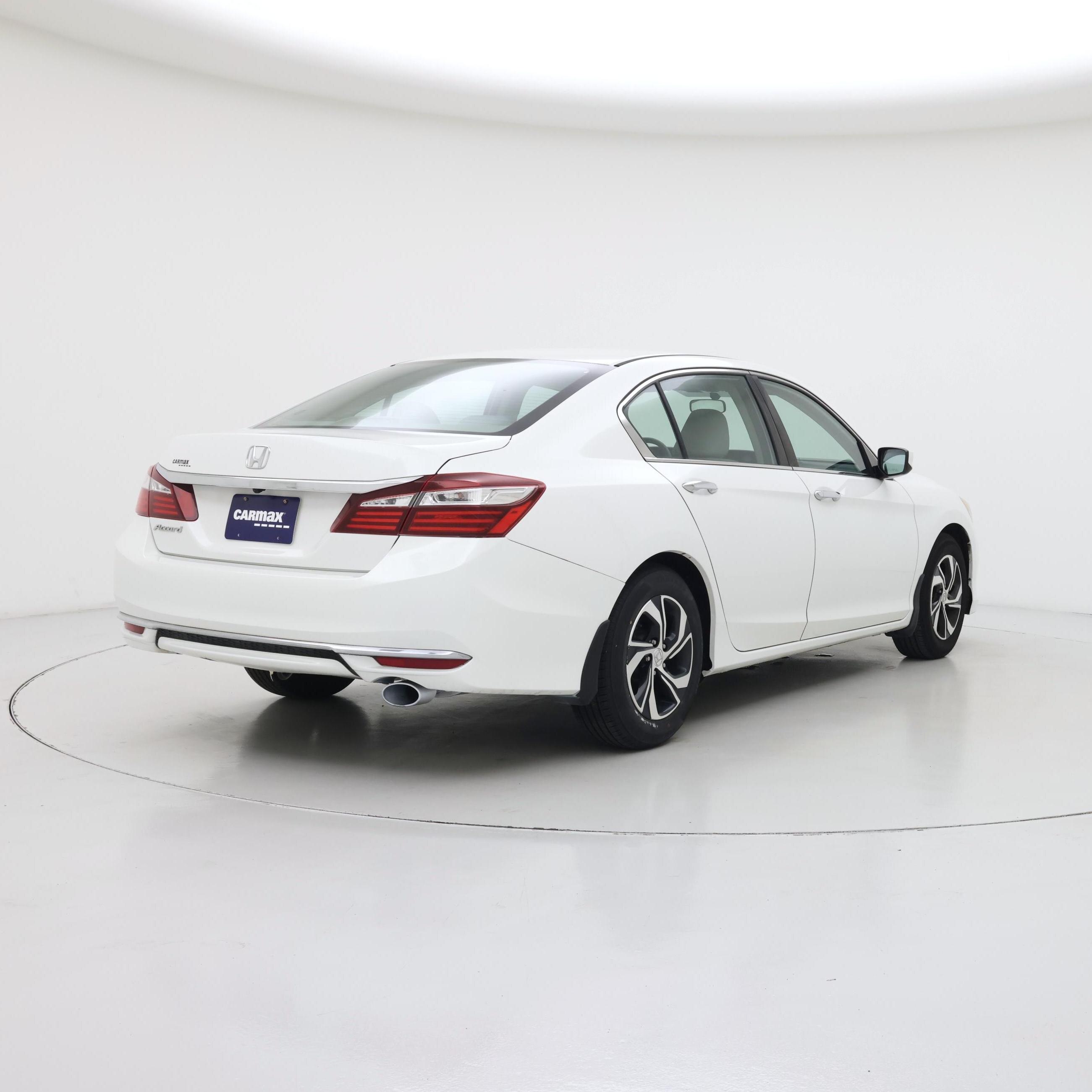 Thumbnail: 2017 Honda Accord - 8