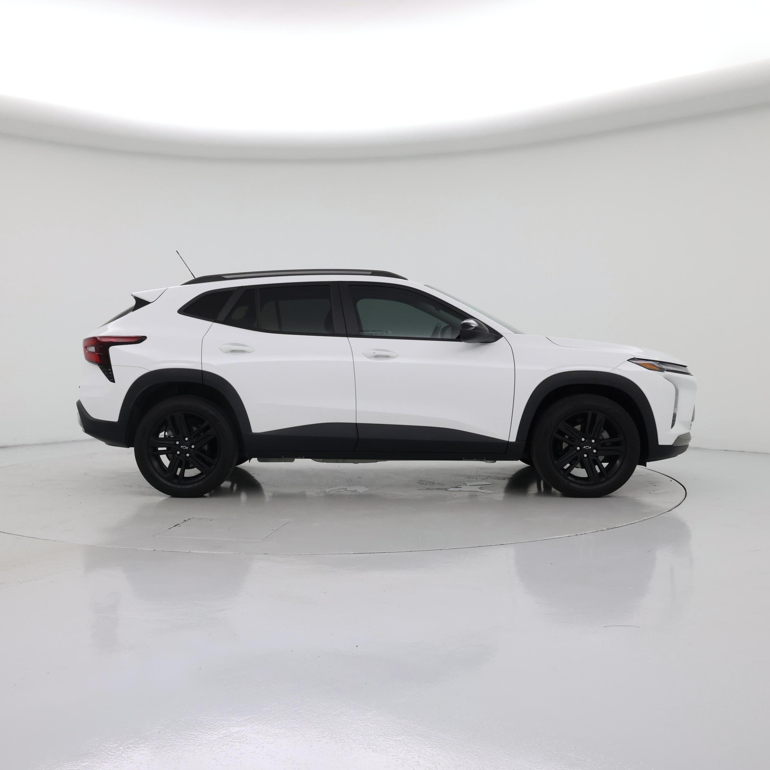 Thumbnail: 2024 Chevrolet Trax - 7