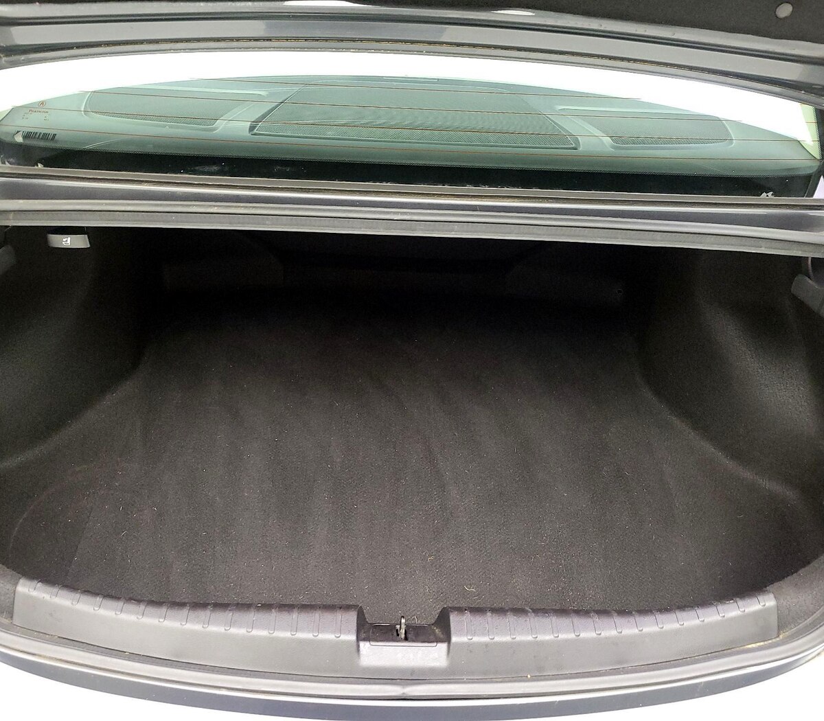 Trunk/Cargo (Seats Up)