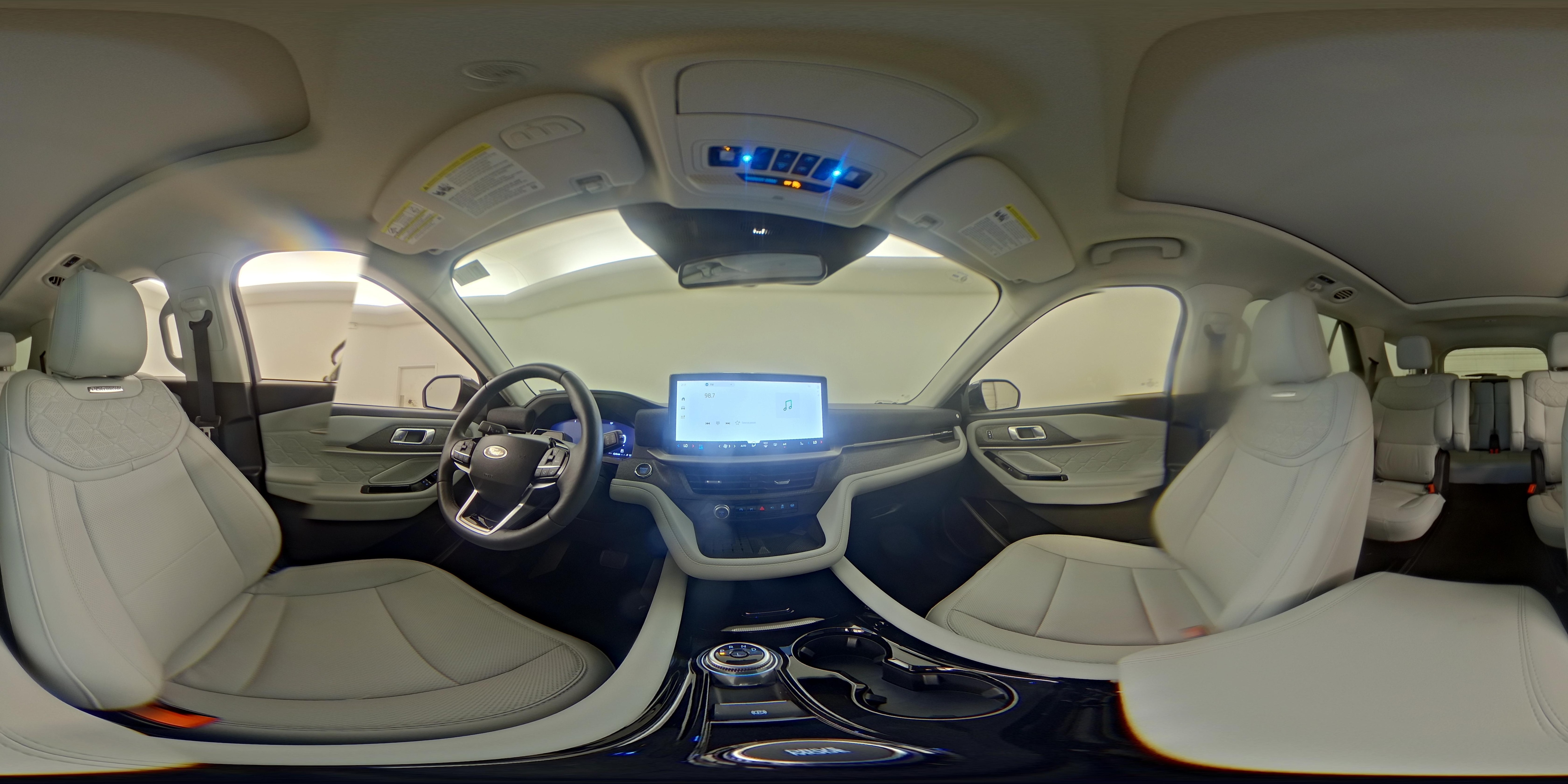 2025 Ford Explorer Platinum - Photo 27
