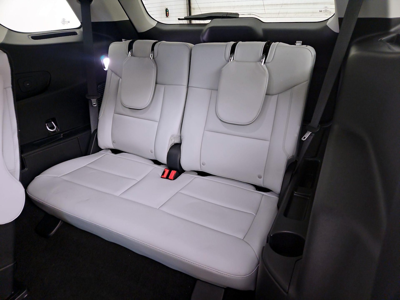 2025 Ford Explorer Platinum - Photo 22