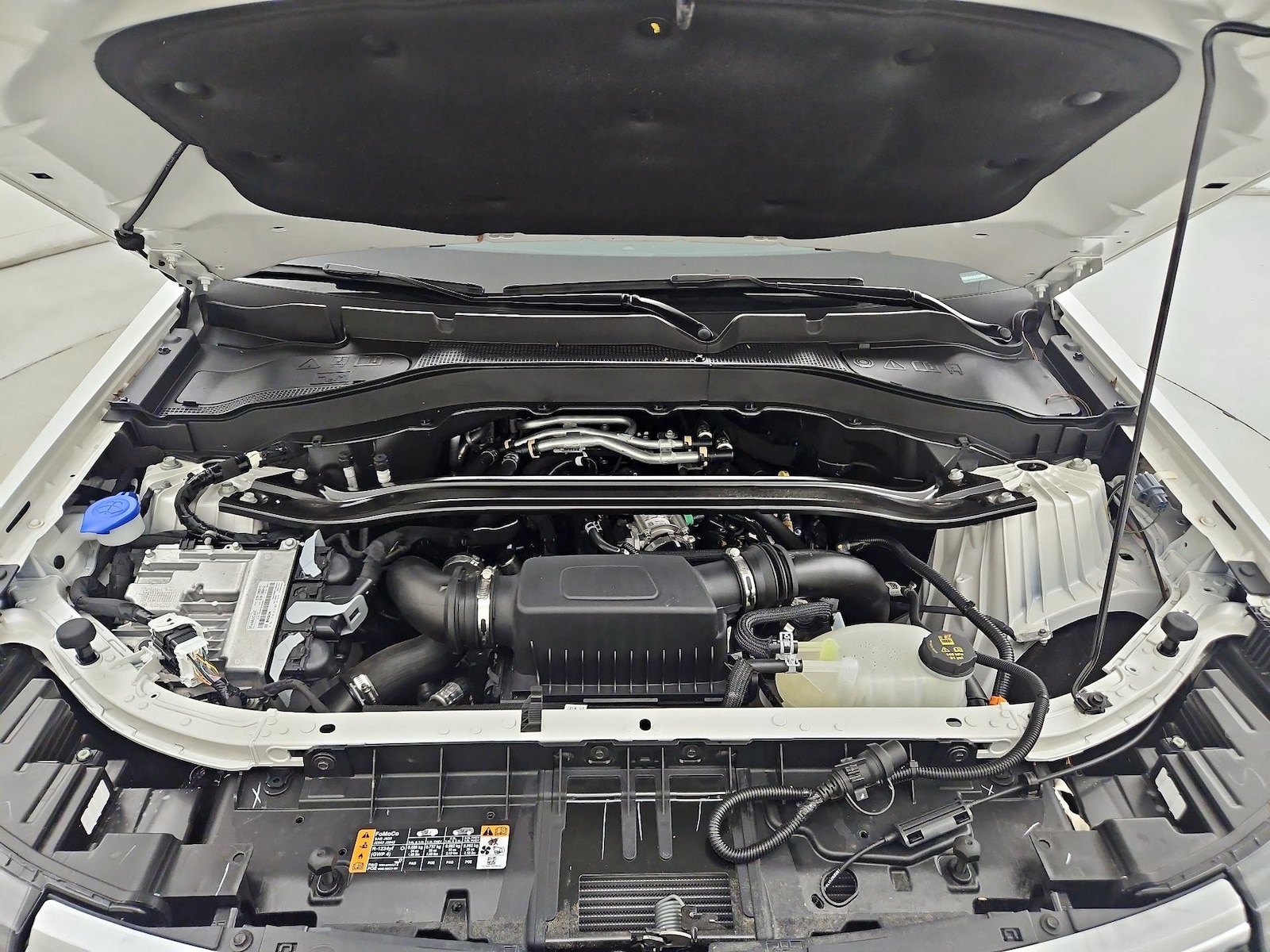 2025 Ford Explorer Platinum - Photo 25