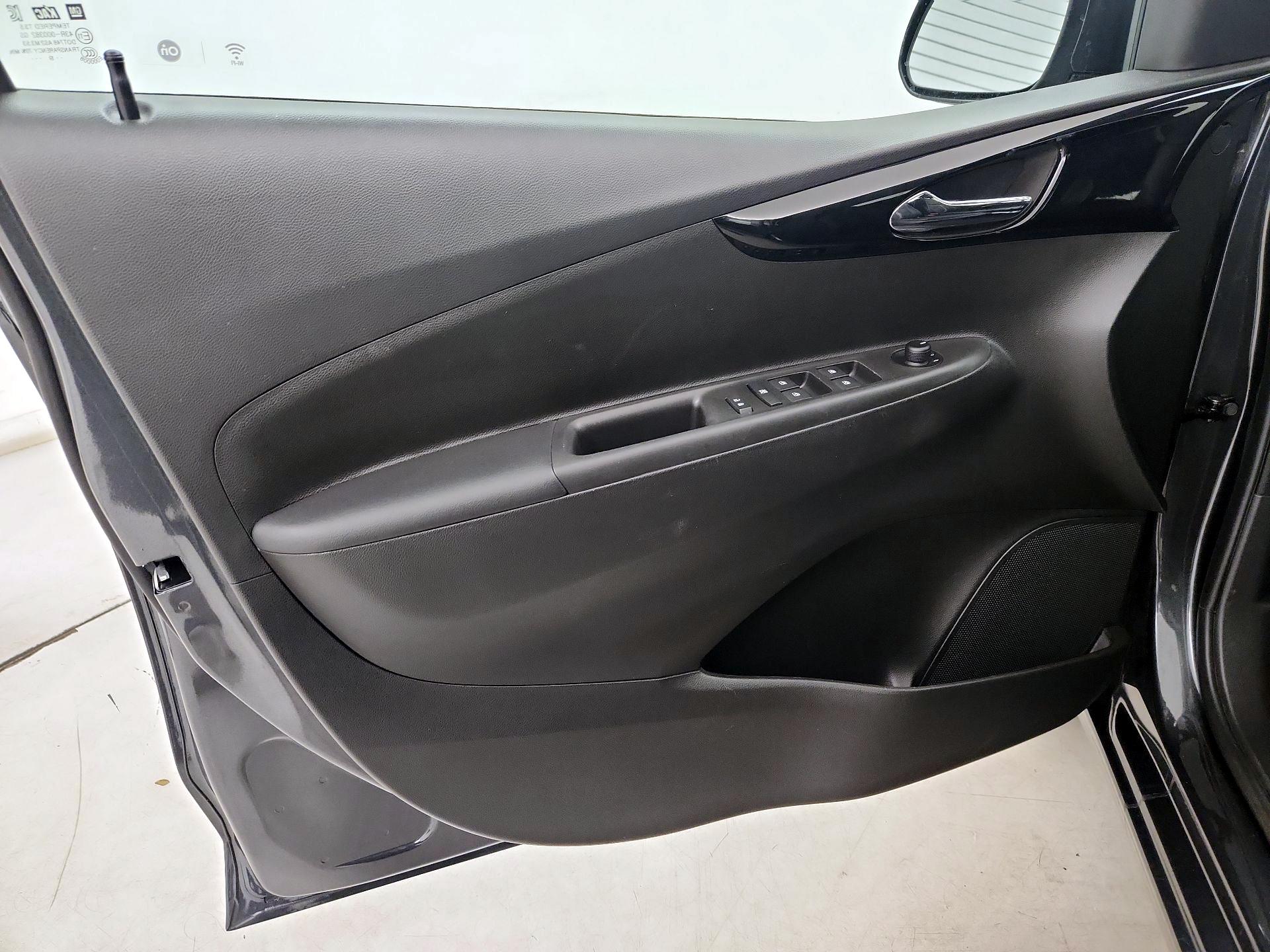 Thumbnail: 2020 Chevrolet Spark - 12