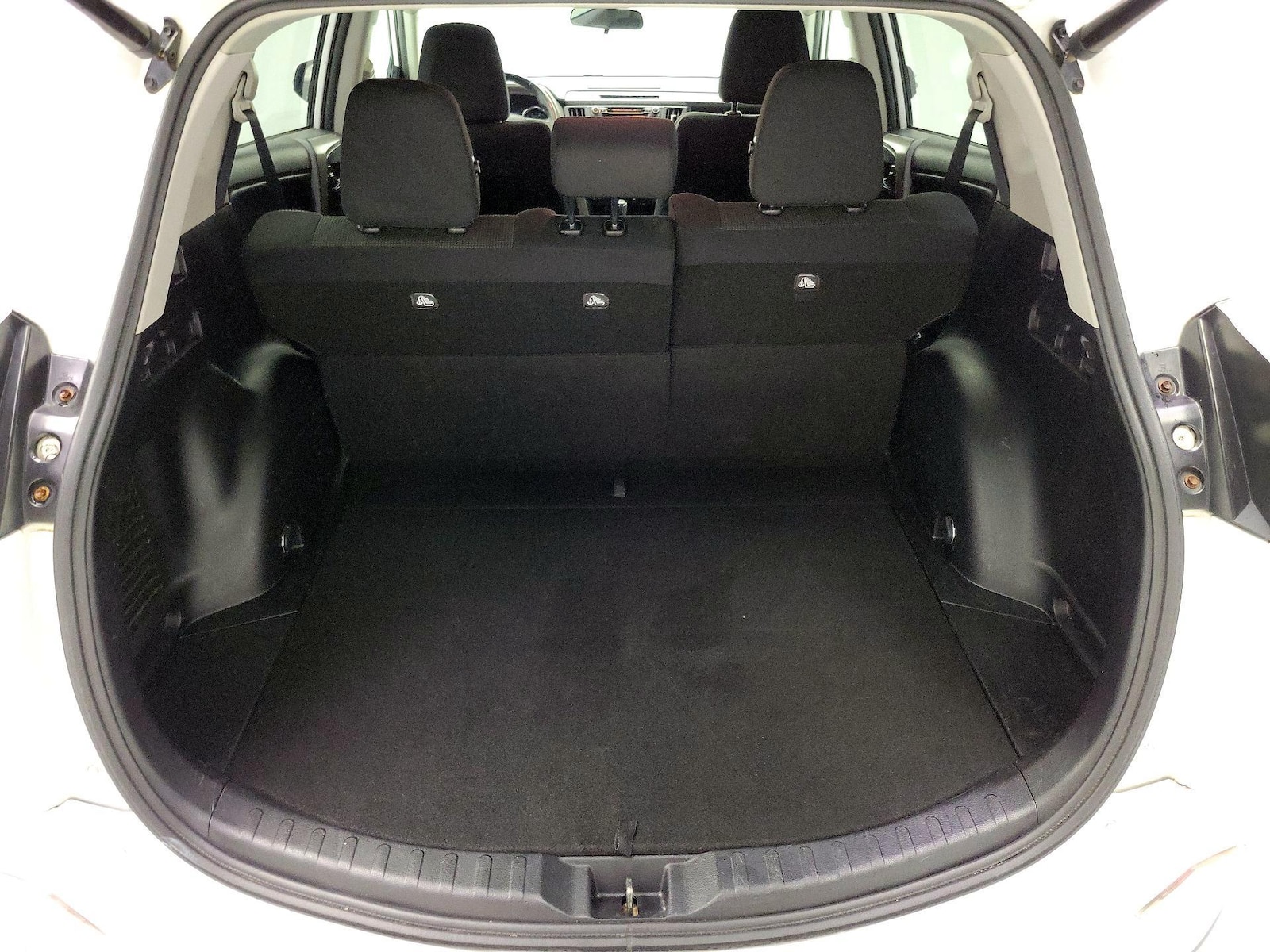 2016 Toyota RAV4 XLE - Photo 22