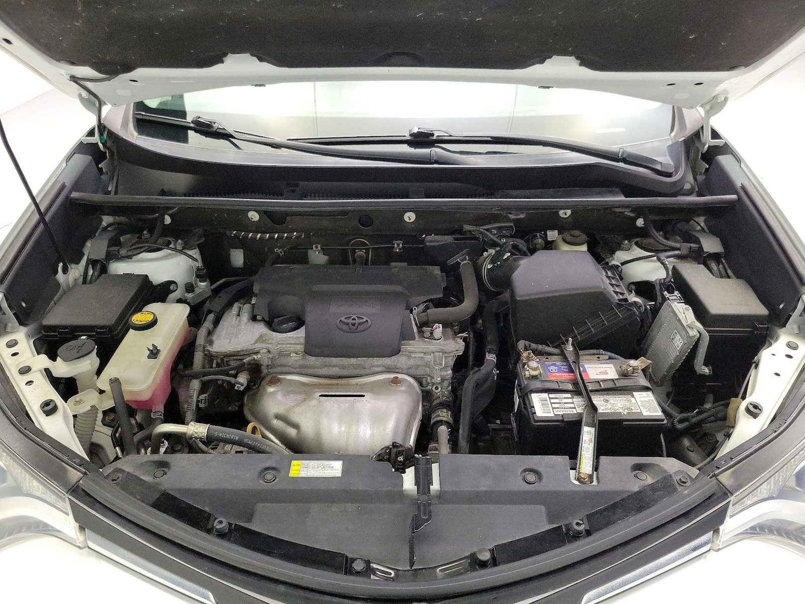 2016 Toyota RAV4 XLE - Photo 23