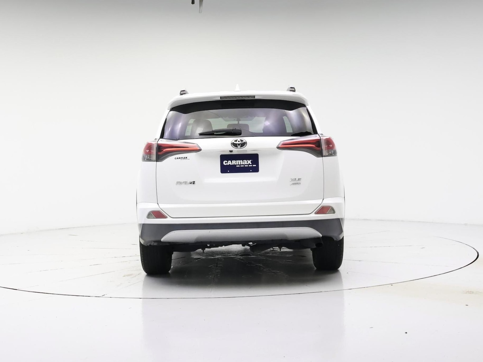 2016 Toyota RAV4 XLE - Photo 7