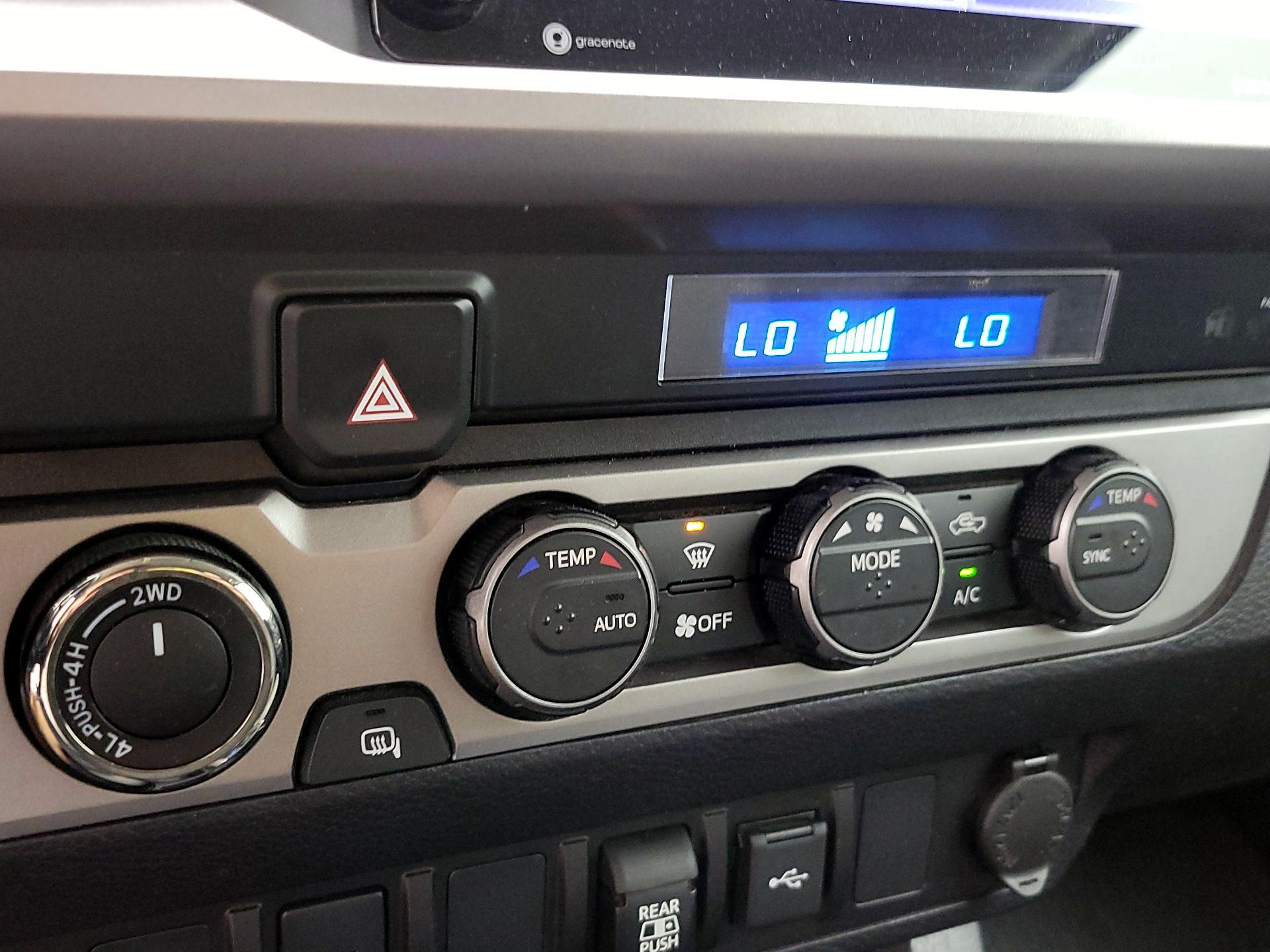 Thumbnail: 2021 Toyota Tacoma - 16