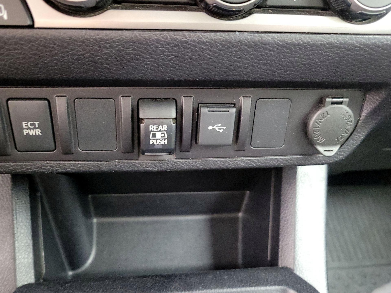 2021 Toyota Tacoma SR5 - Photo 19