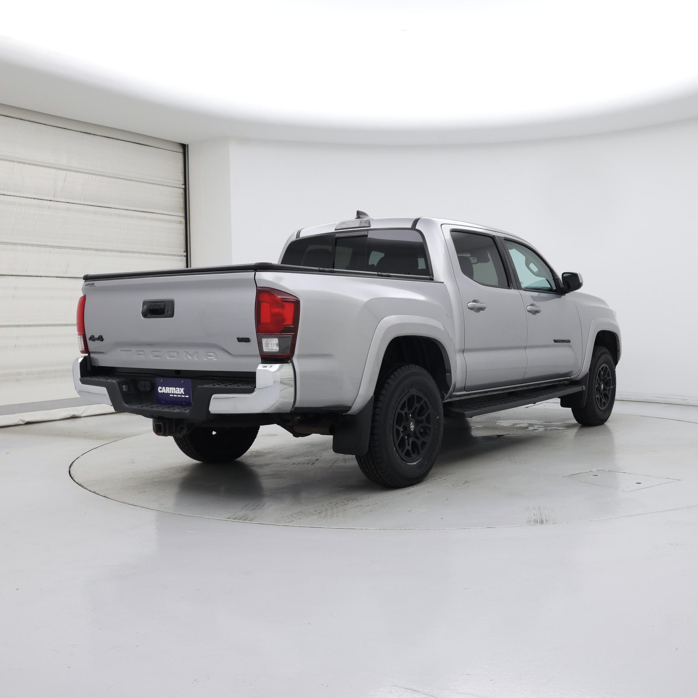 Thumbnail: 2021 Toyota Tacoma - 8