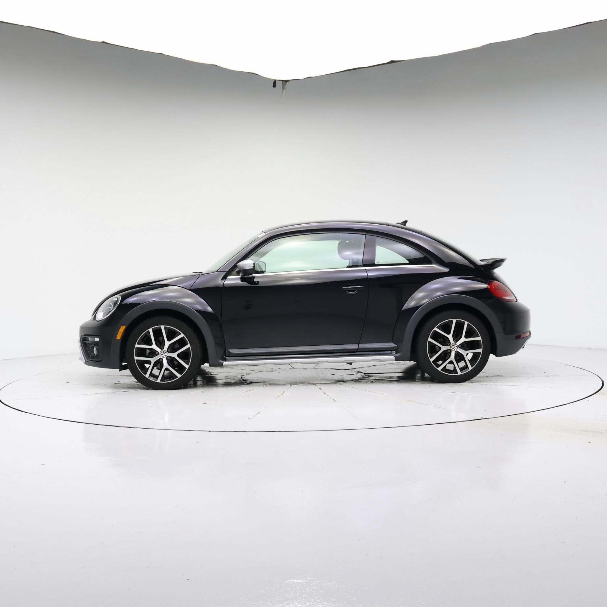 Thumbnail: 2016 Volkswagen Beetle - 7