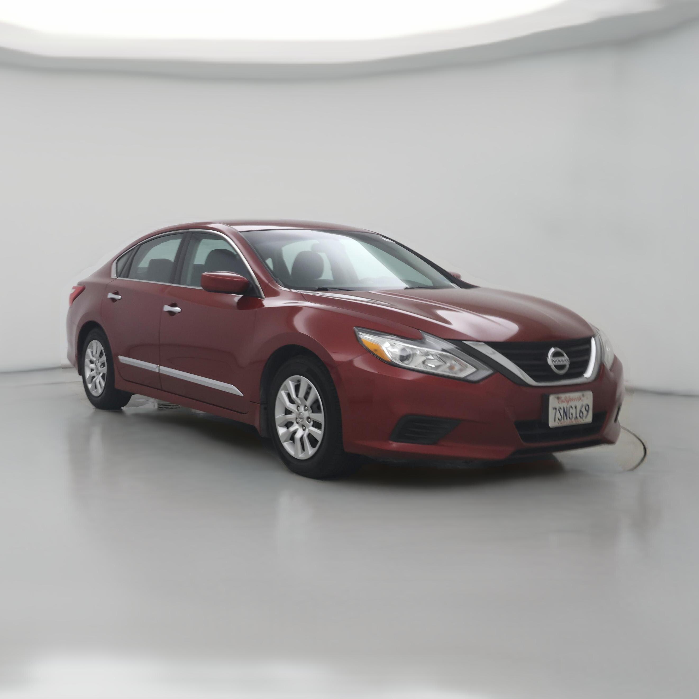 Thumbnail: 2016 Nissan Altima - 1