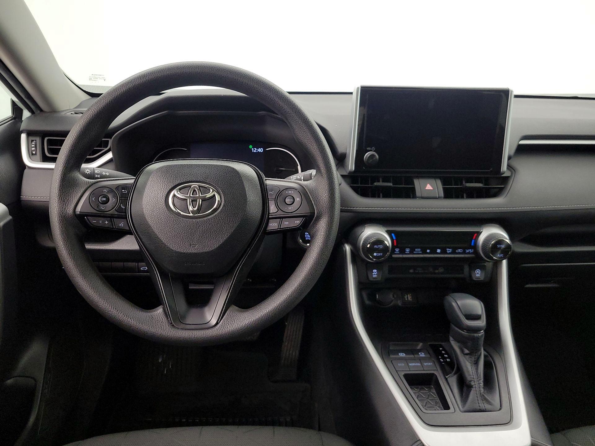 Thumbnail: 2023 Toyota RAV4 - 10