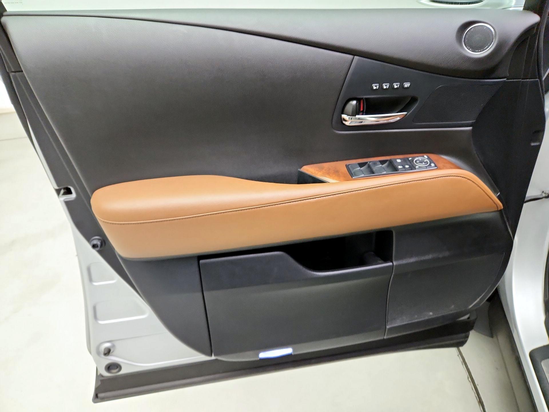 Thumbnail: 2015 Lexus RX - 10