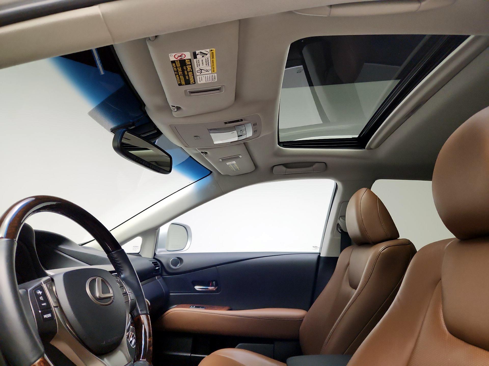 Thumbnail: 2015 Lexus RX - 18