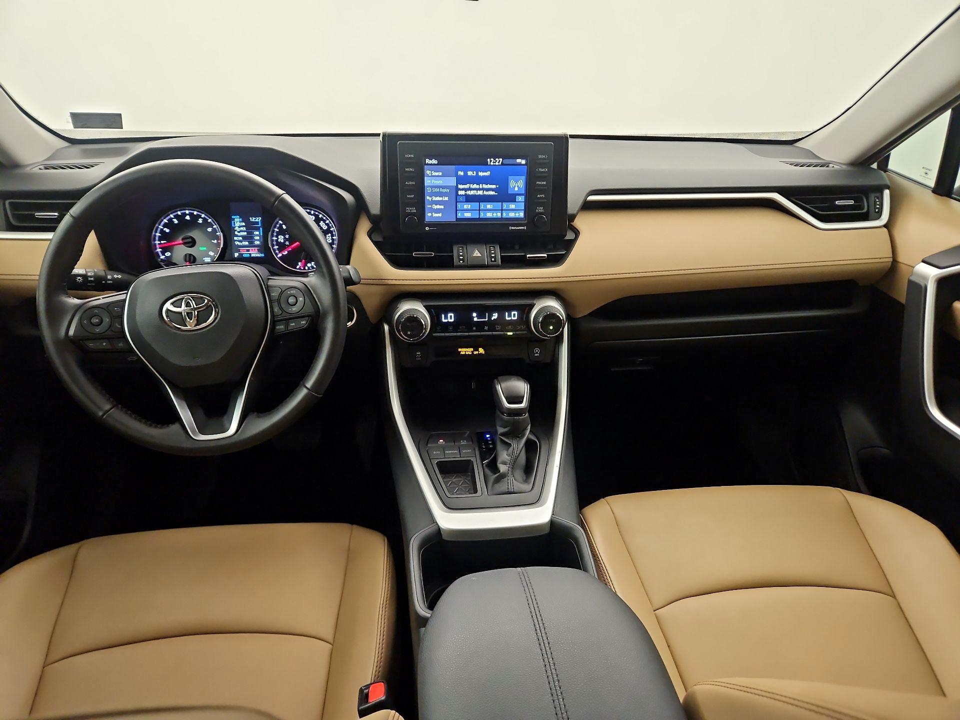 Thumbnail: 2022 Toyota RAV4 - 9