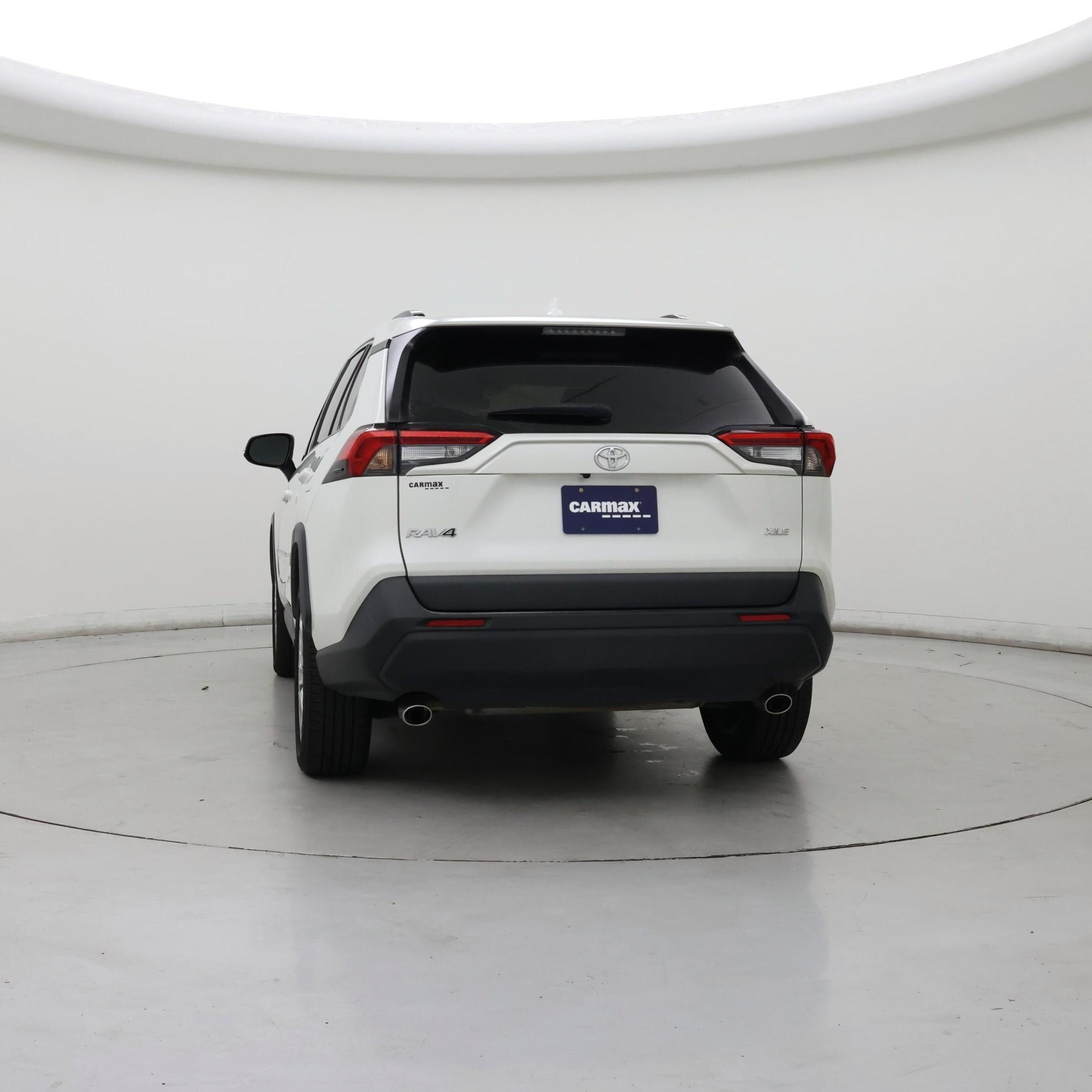 Thumbnail: 2022 Toyota RAV4 - 6