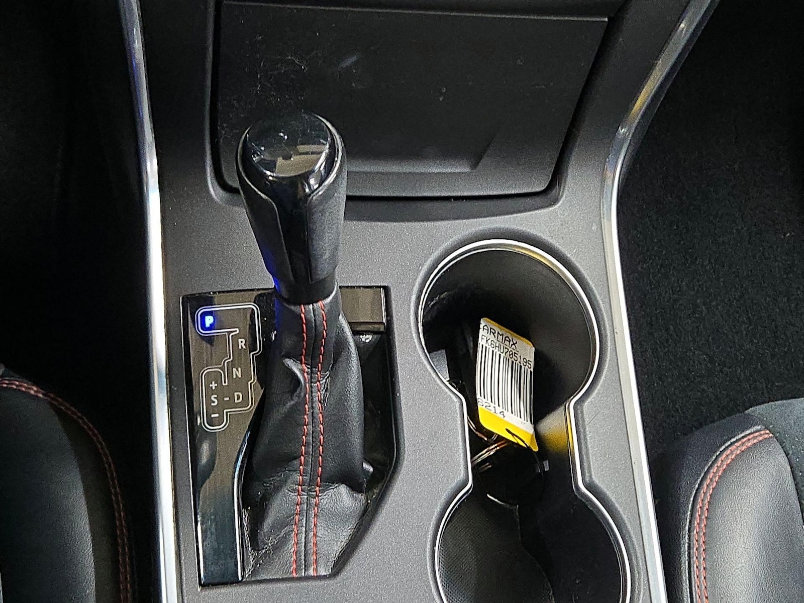 2017 Toyota Camry XSE - Photo 18