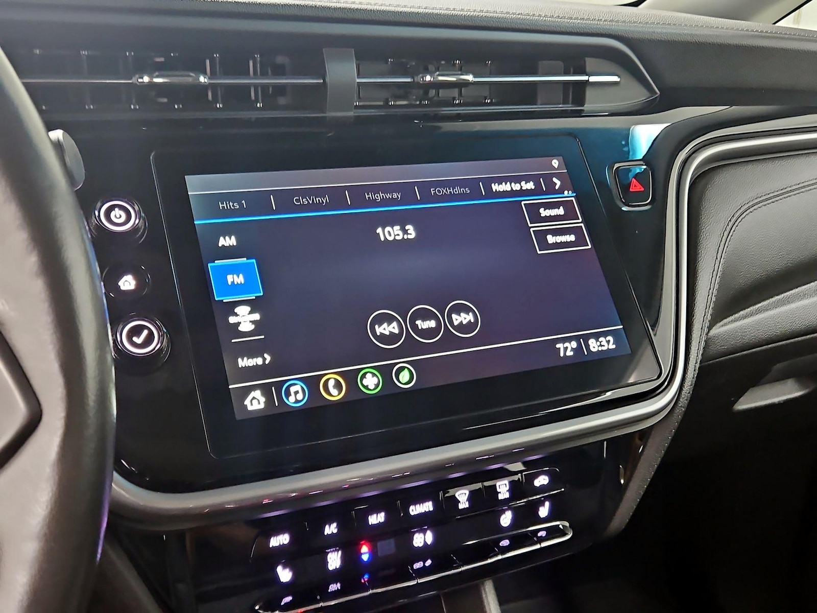 2022 Chevrolet Bolt EV 2LT - Photo 16