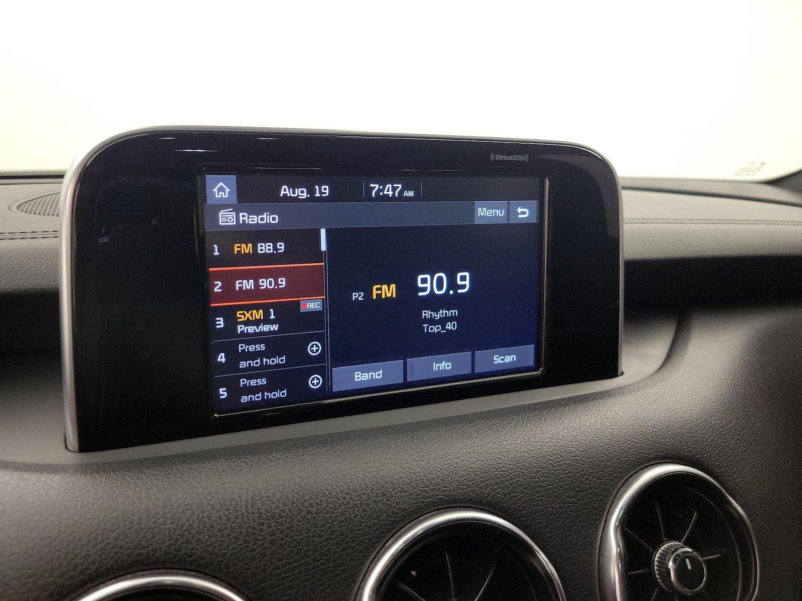 2020 Kia Stinger GT-Line - Photo 16