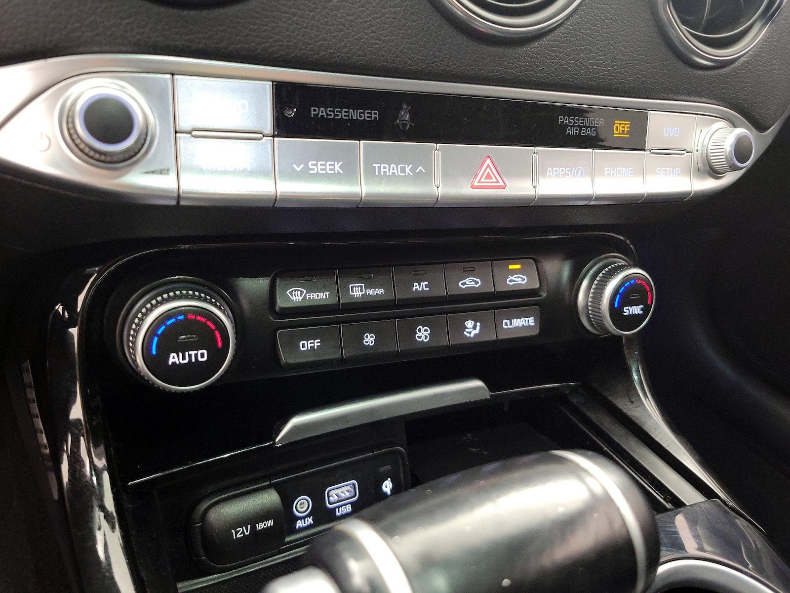 2020 Kia Stinger GT-Line - Photo 17