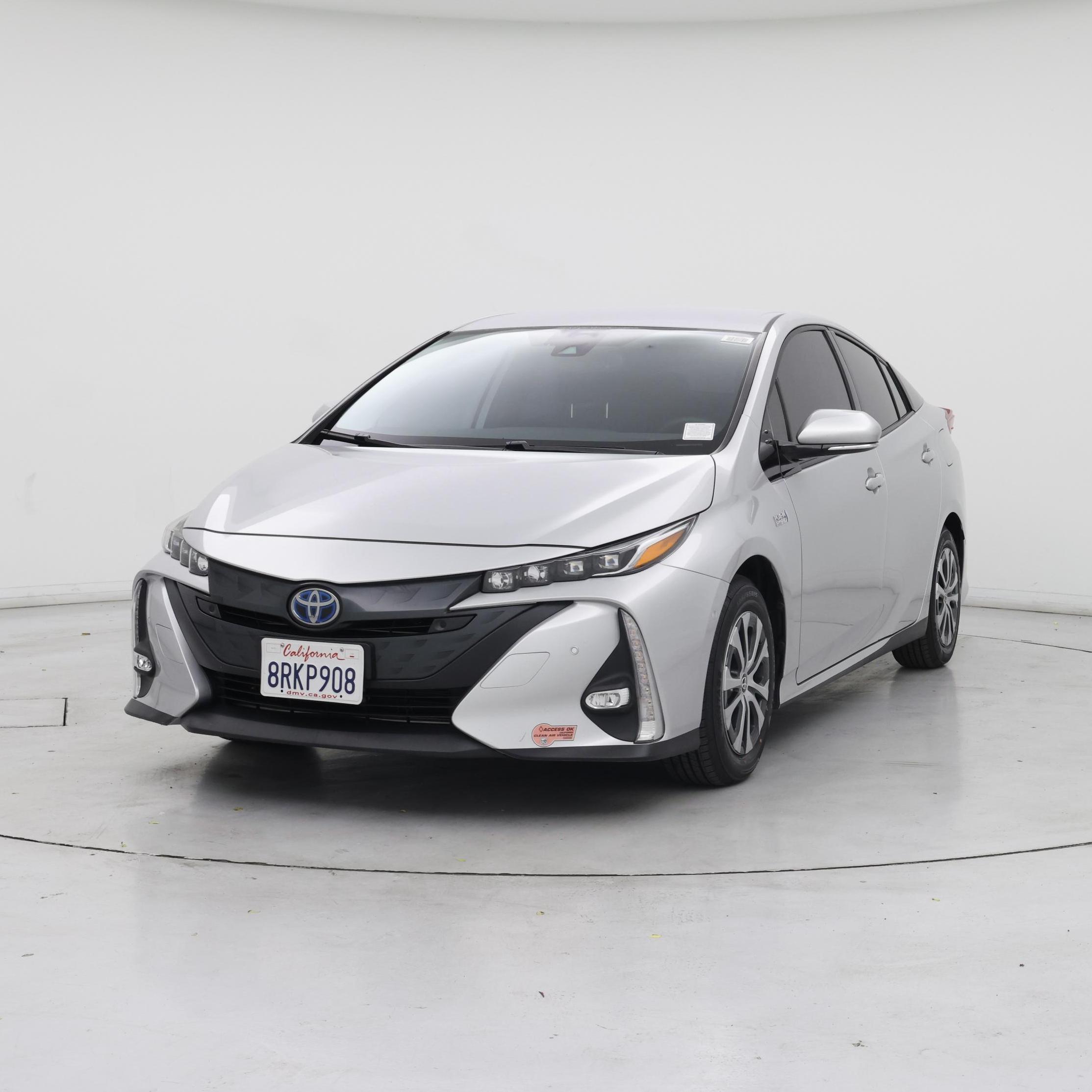 Thumbnail: 2020 Toyota Prius Prime - 4