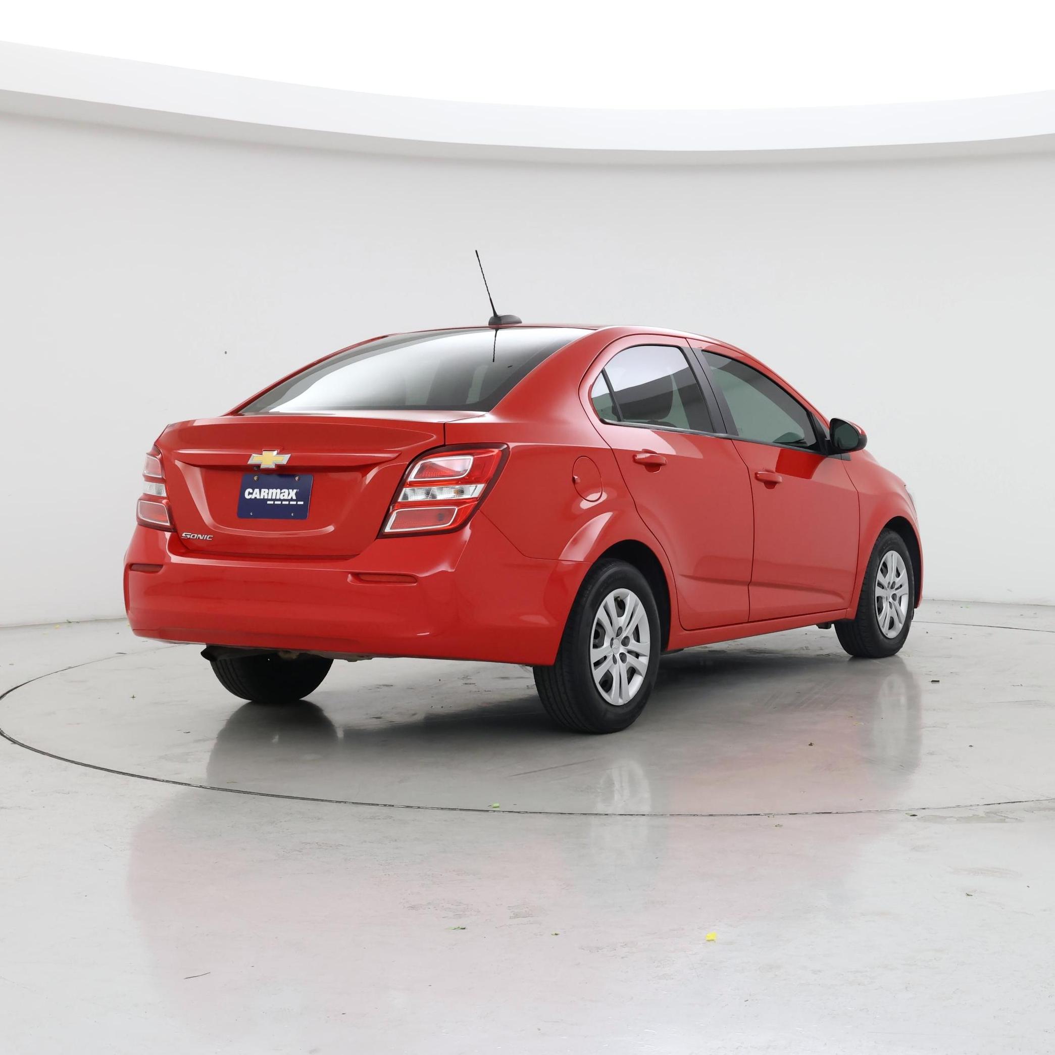 Thumbnail: 2020 Chevrolet Sonic - 8