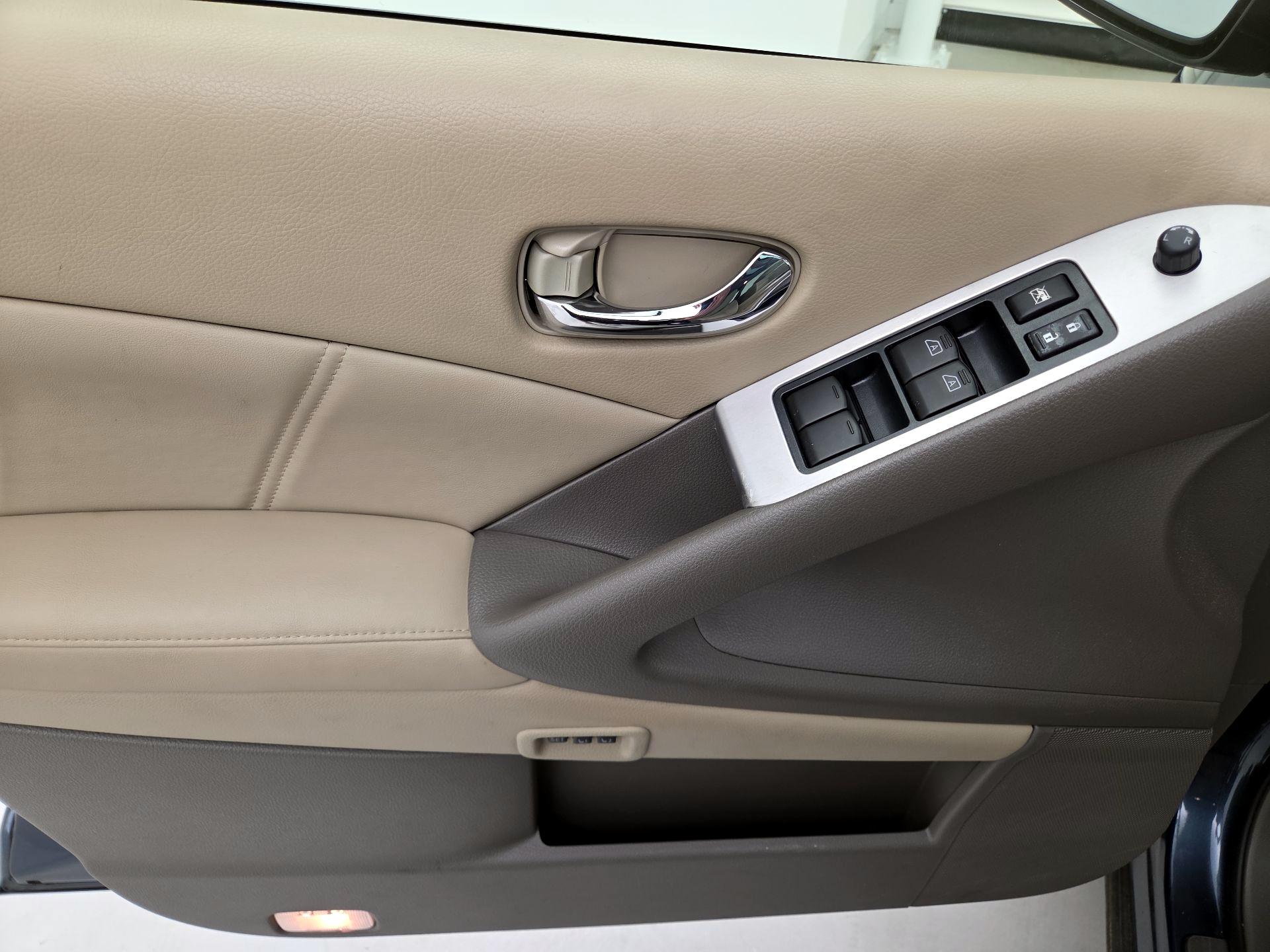 Thumbnail: 2014 Nissan Murano - 12