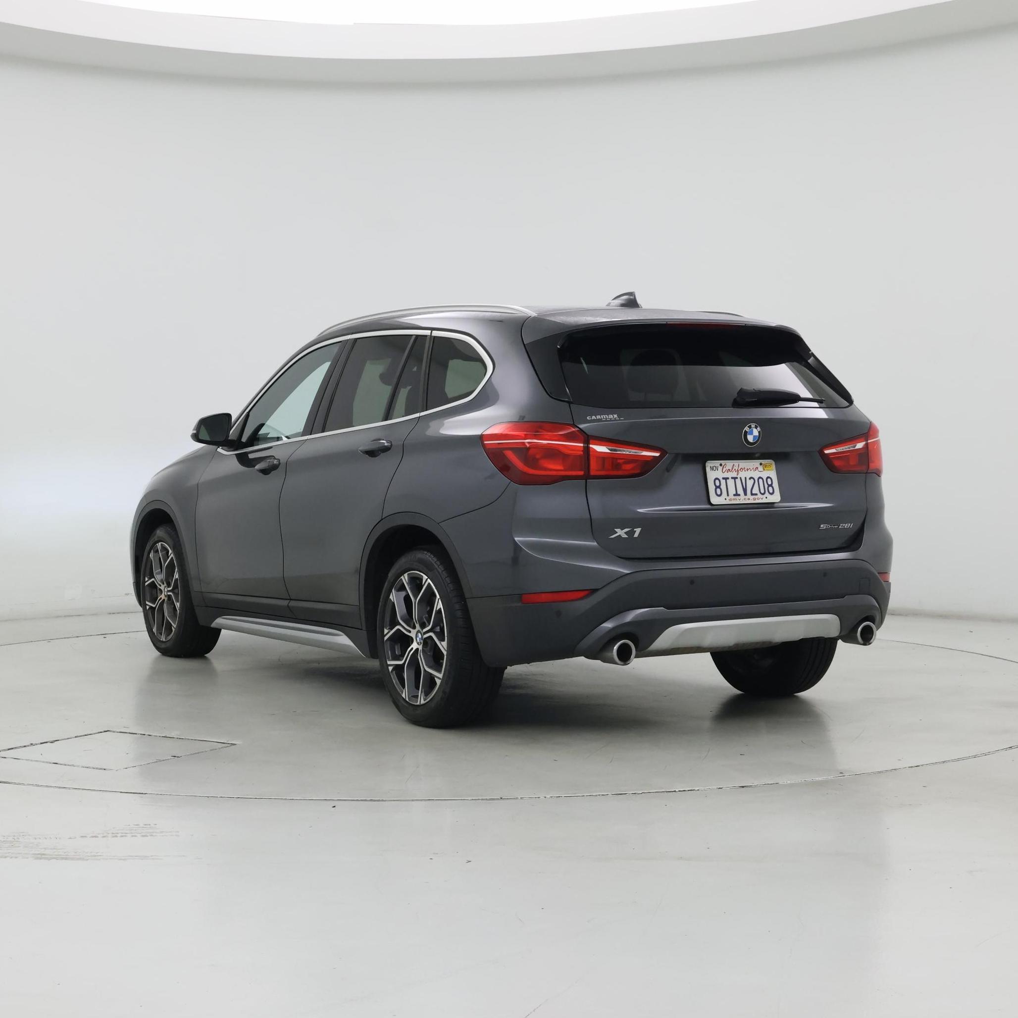 Thumbnail: 2021 BMW X1 - 2