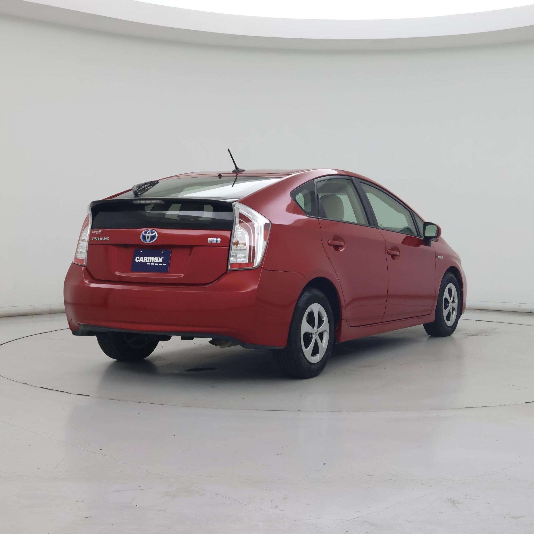 Thumbnail: 2015 Toyota Prius - 8