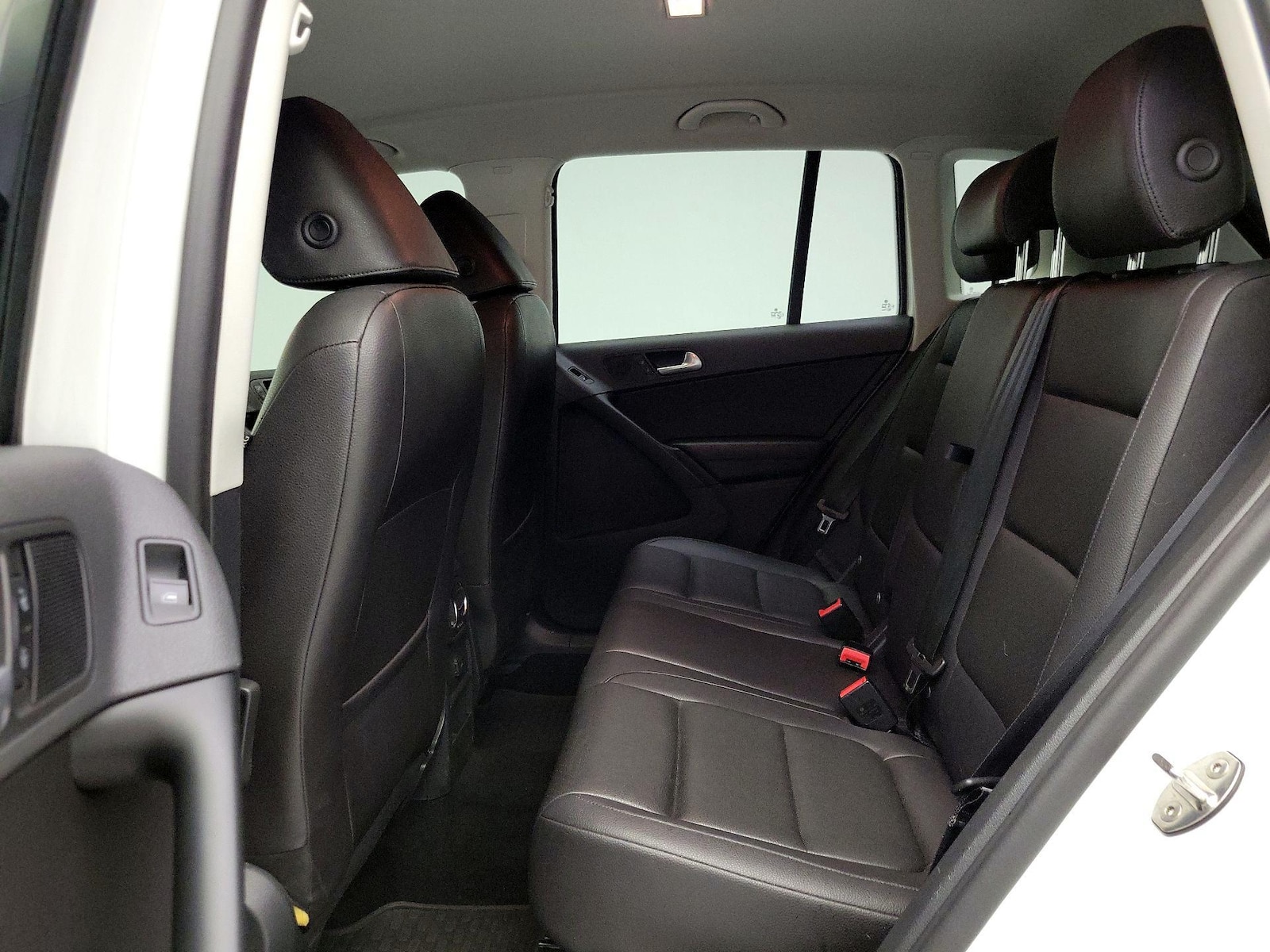 2017 Volkswagen Tiguan S - Photo 20