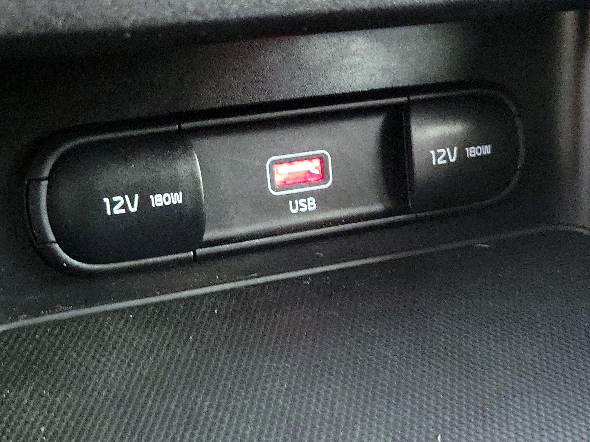 Thumbnail: 2023 Kia Forte - 18