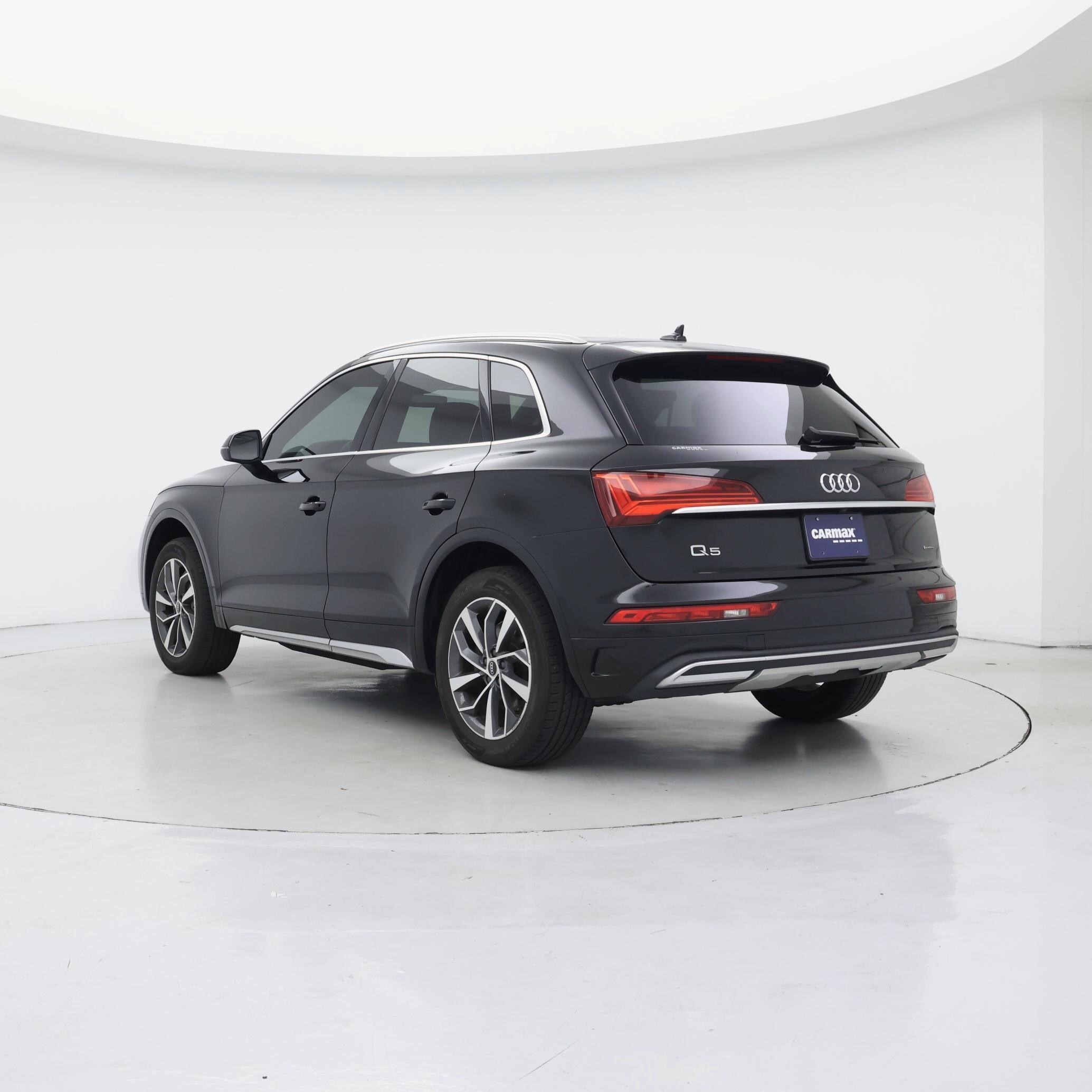 Thumbnail: 2021 Audi Q5 - 2