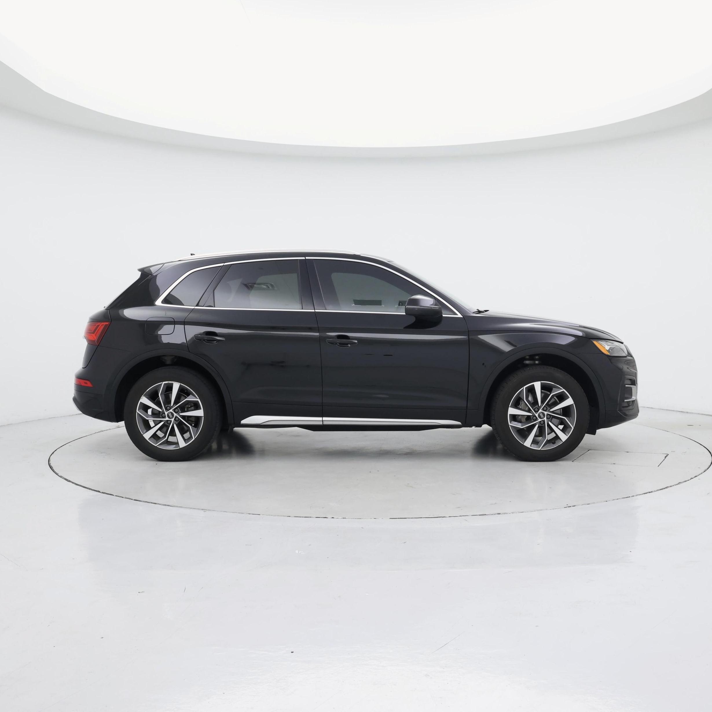 Thumbnail: 2021 Audi Q5 - 7