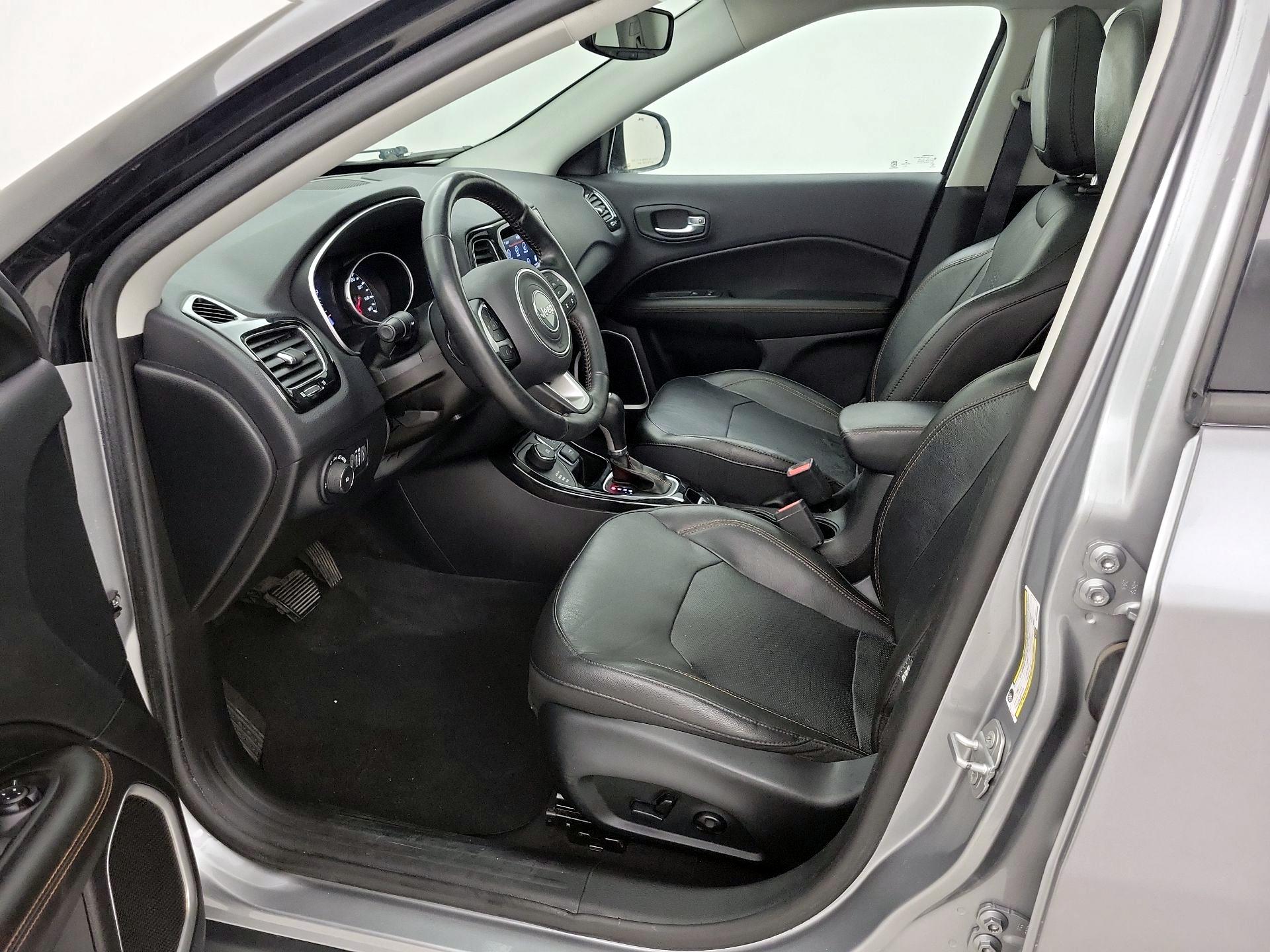 Thumbnail: 2019 Jeep Compass - 11