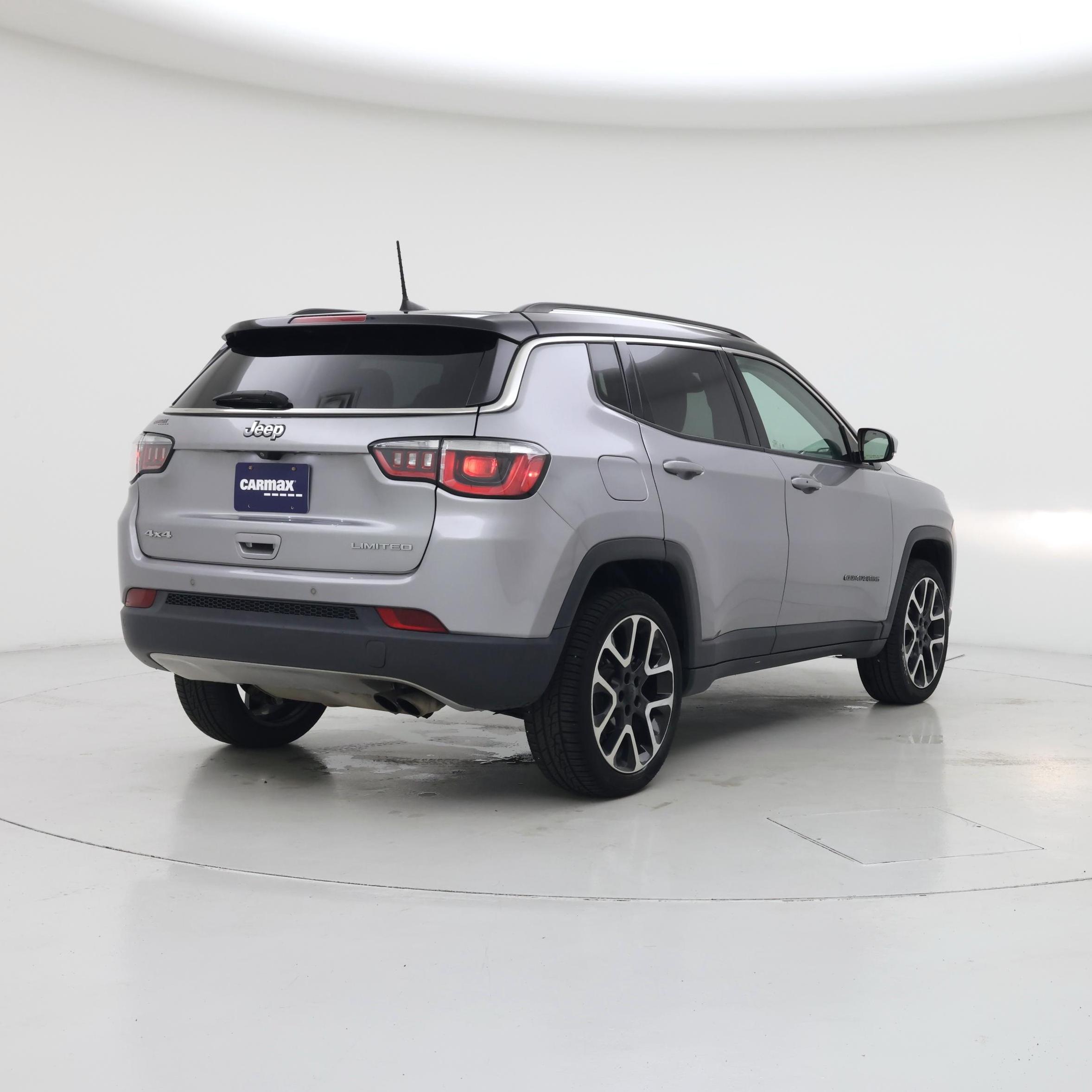 Thumbnail: 2019 Jeep Compass - 8