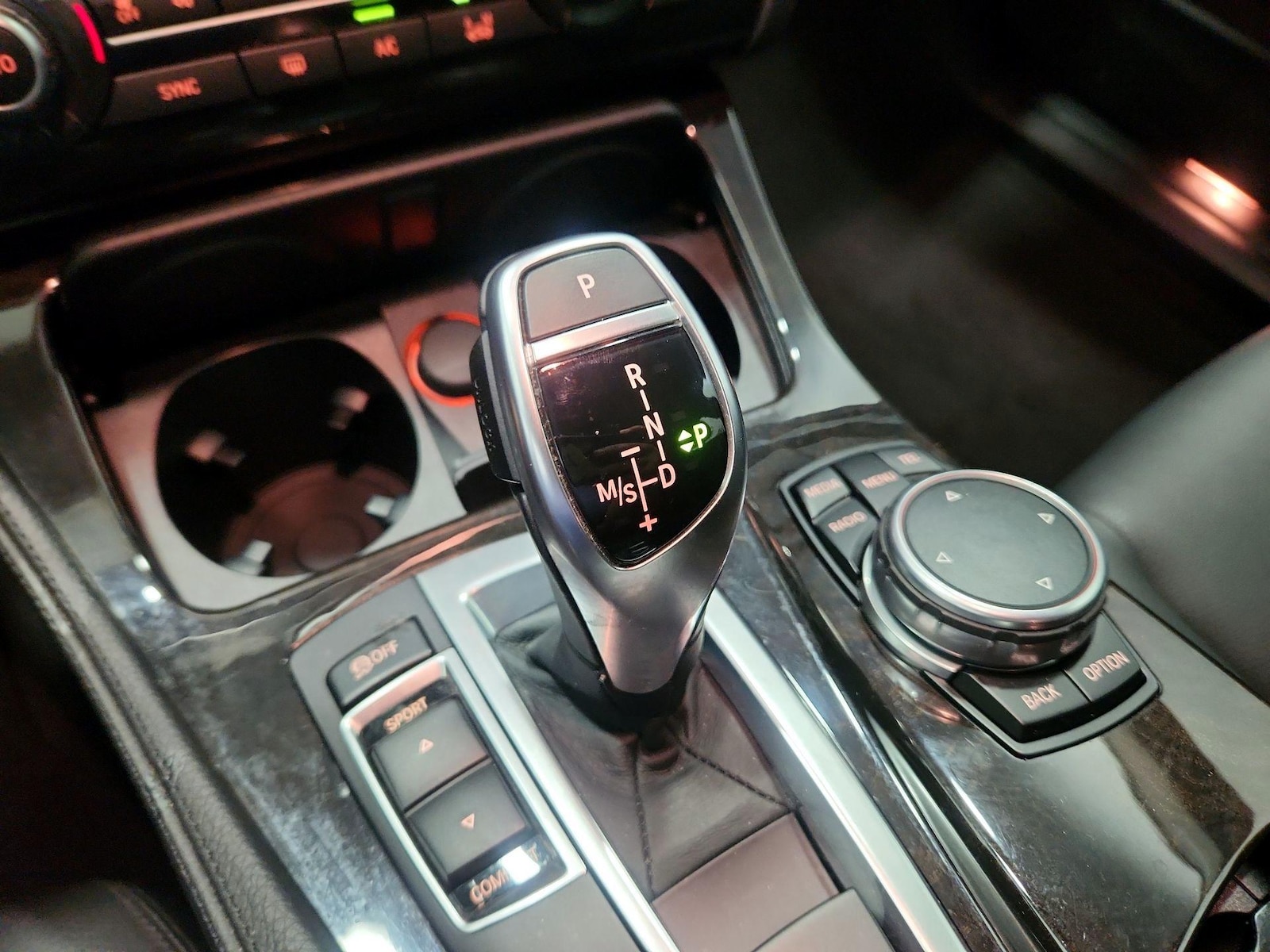 2016 BMW 5 Series 535i - Photo 19