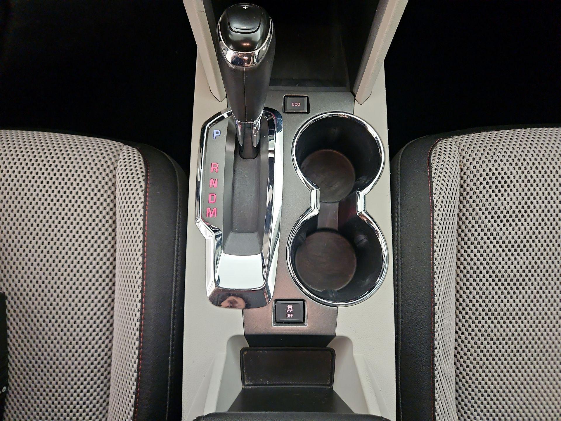 Thumbnail: 2017 GMC Terrain - 16