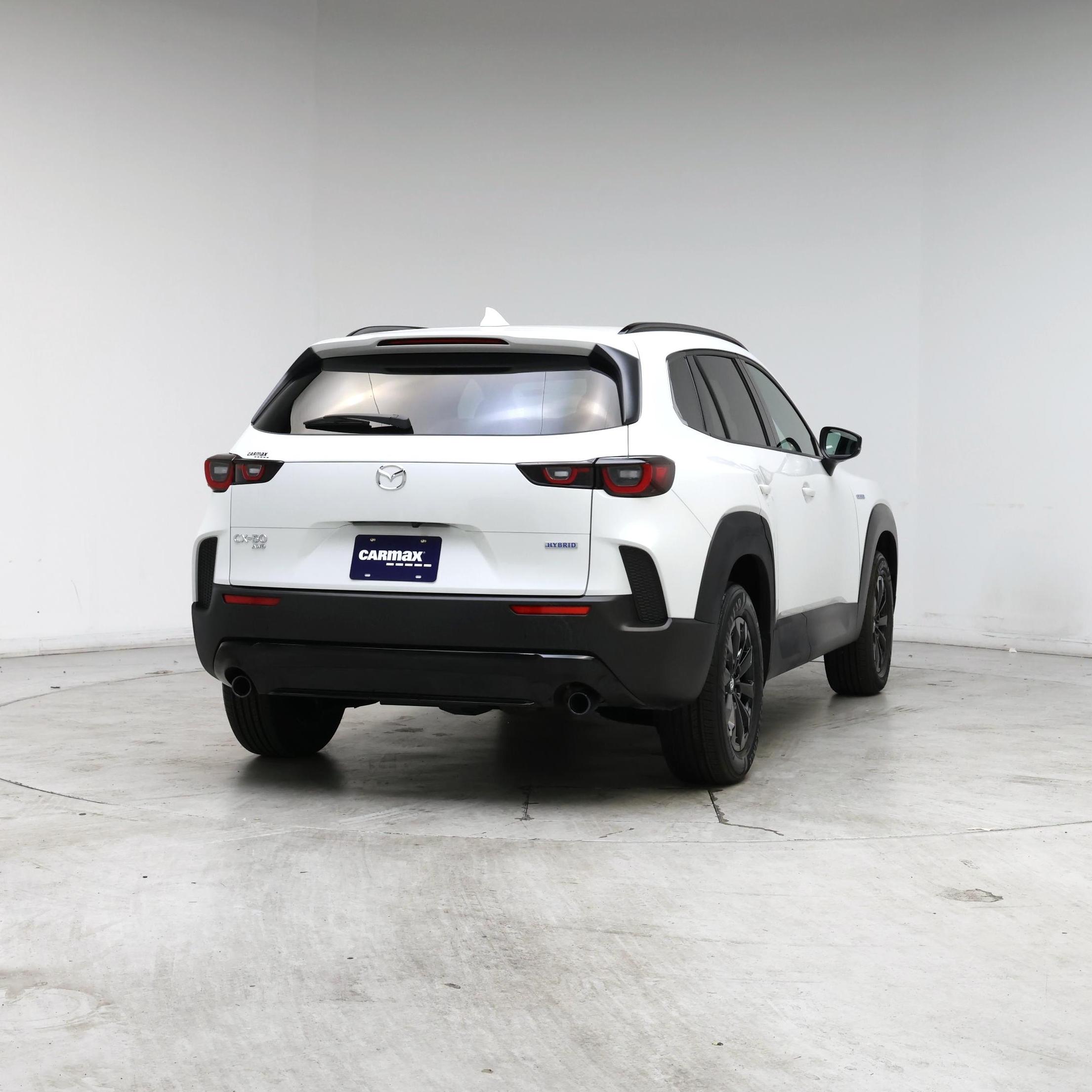 Thumbnail: 2025 Mazda CX-50 - 8