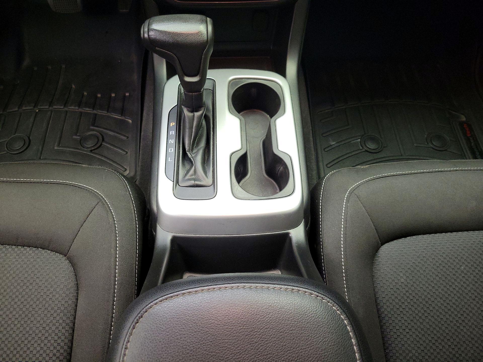 Thumbnail: 2019 Chevrolet Colorado - 15