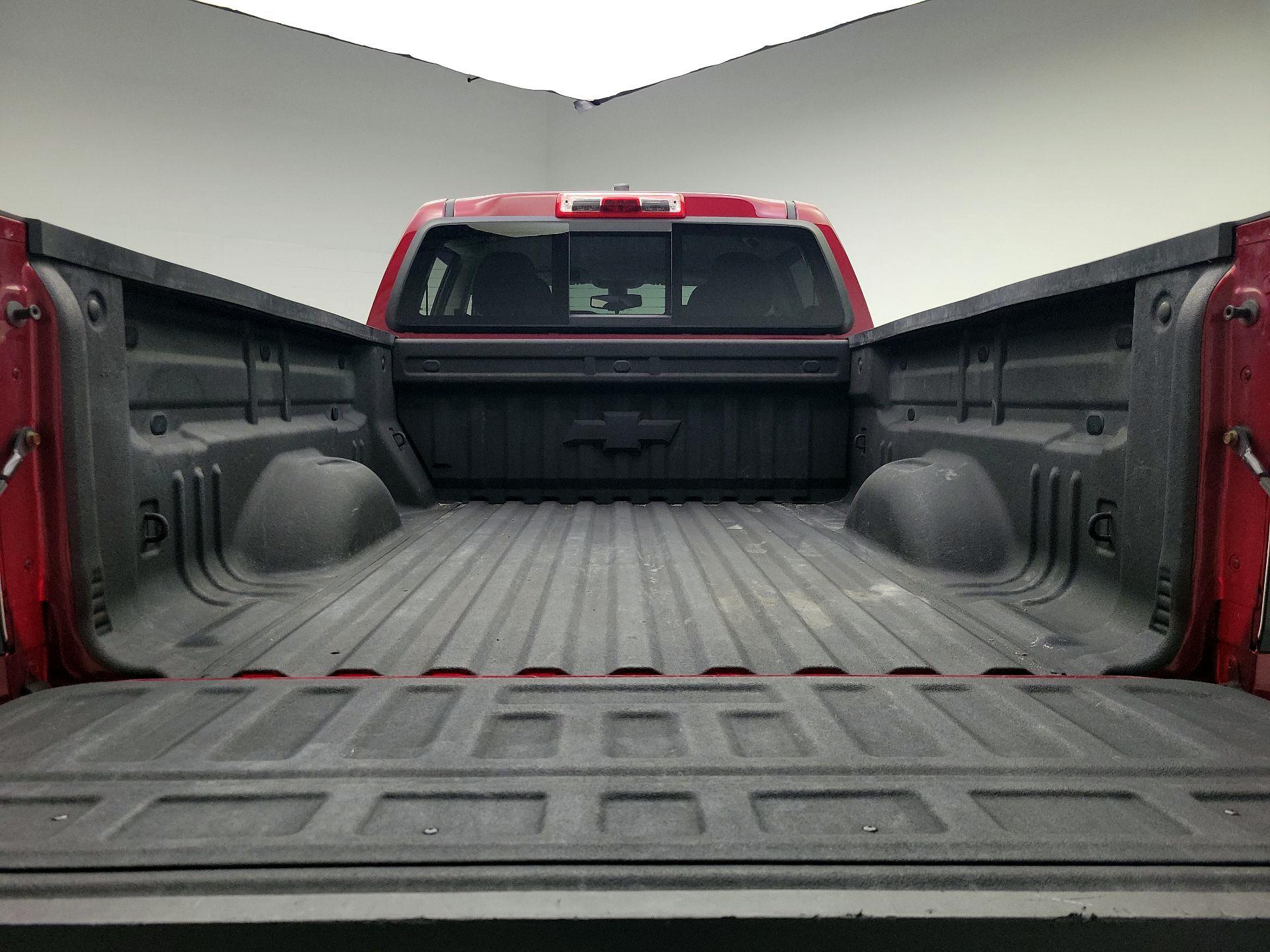 Thumbnail: 2019 Chevrolet Colorado - 18