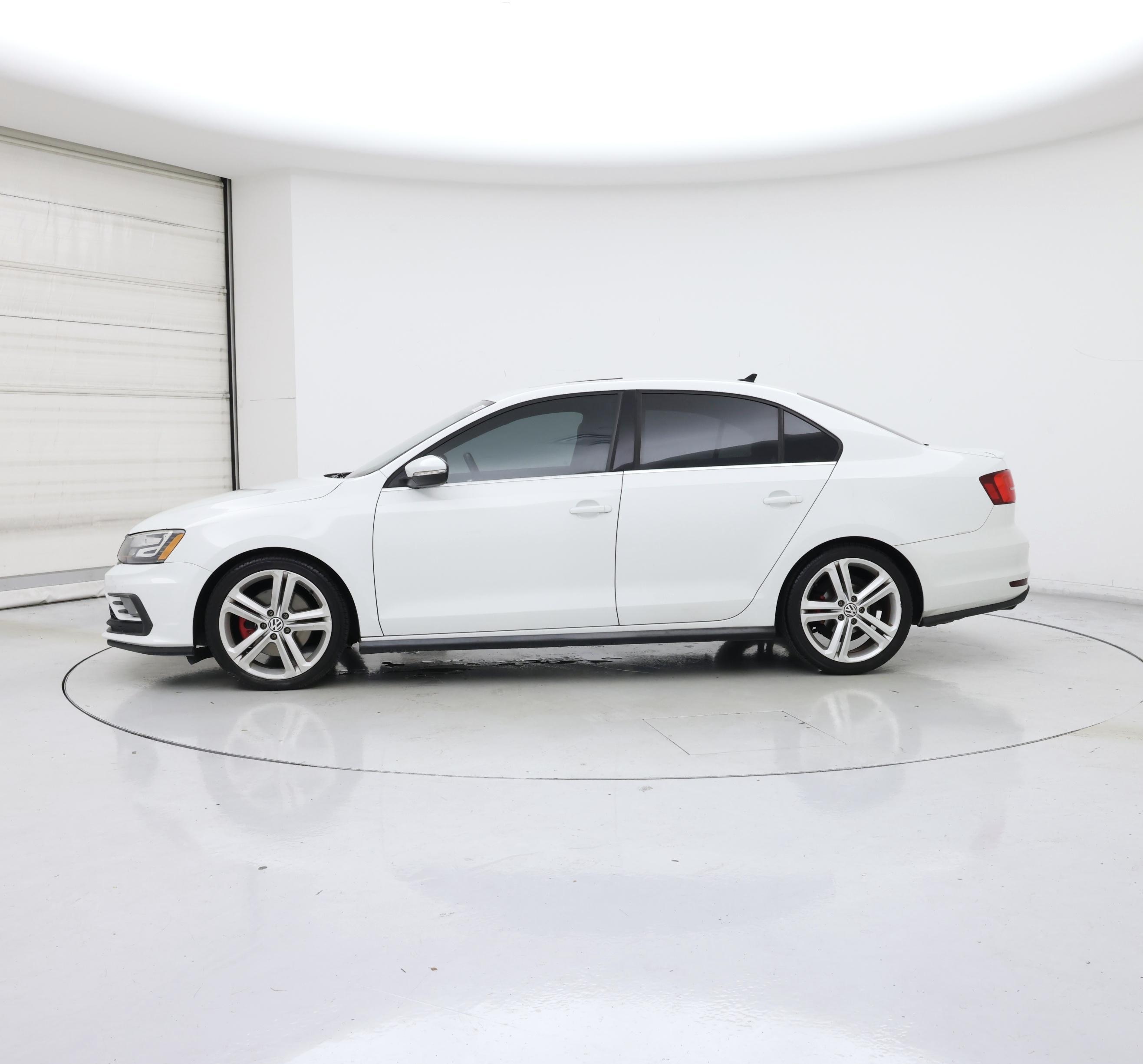 Thumbnail: 2016 Volkswagen Jetta - 3