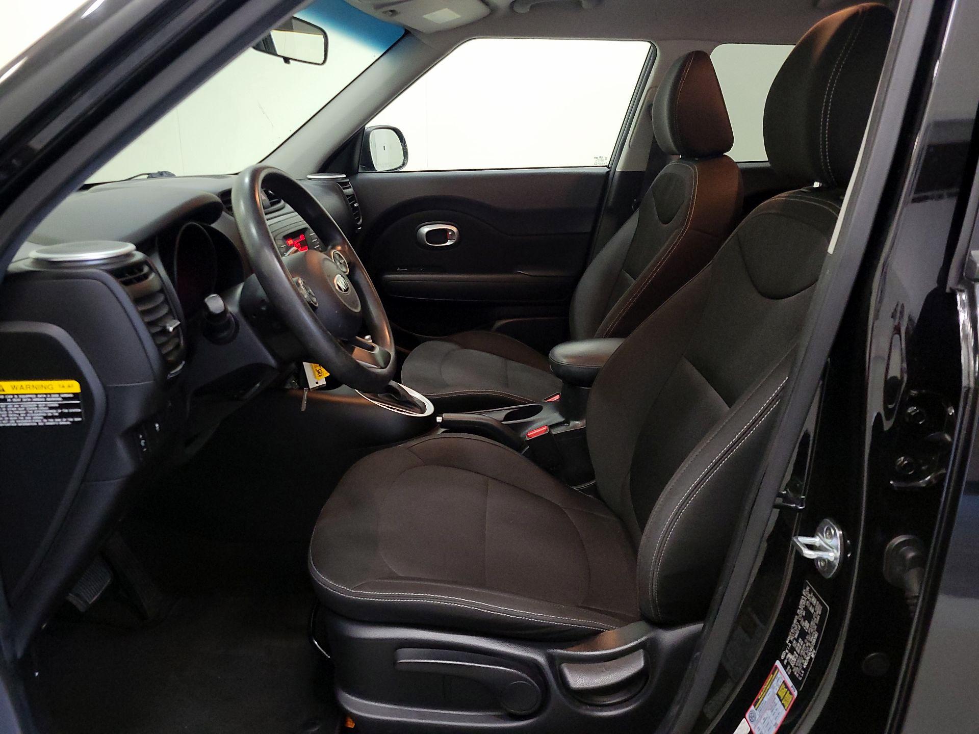 Thumbnail: 2016 Kia Soul - 11