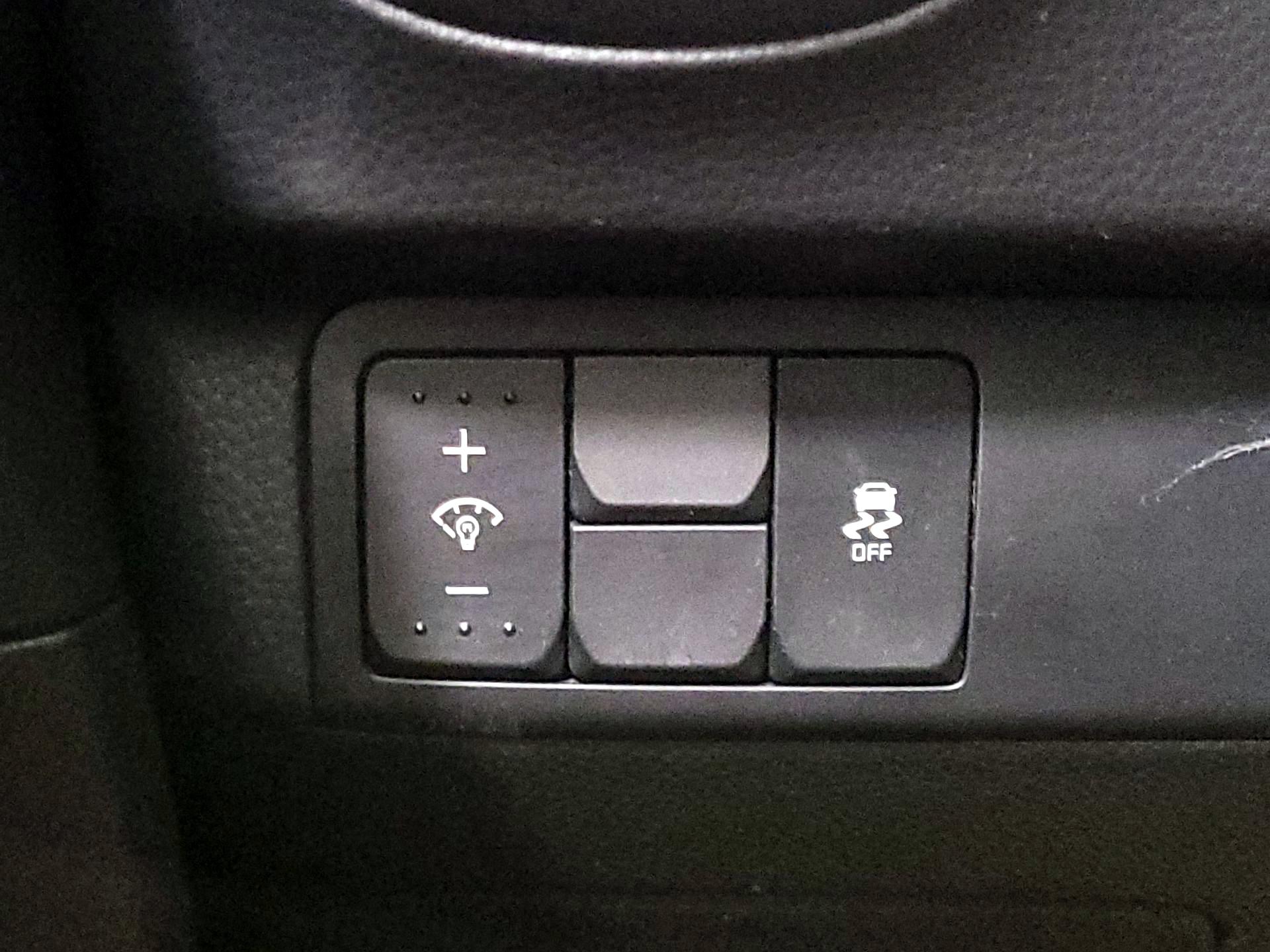 Thumbnail: 2016 Kia Soul - 13