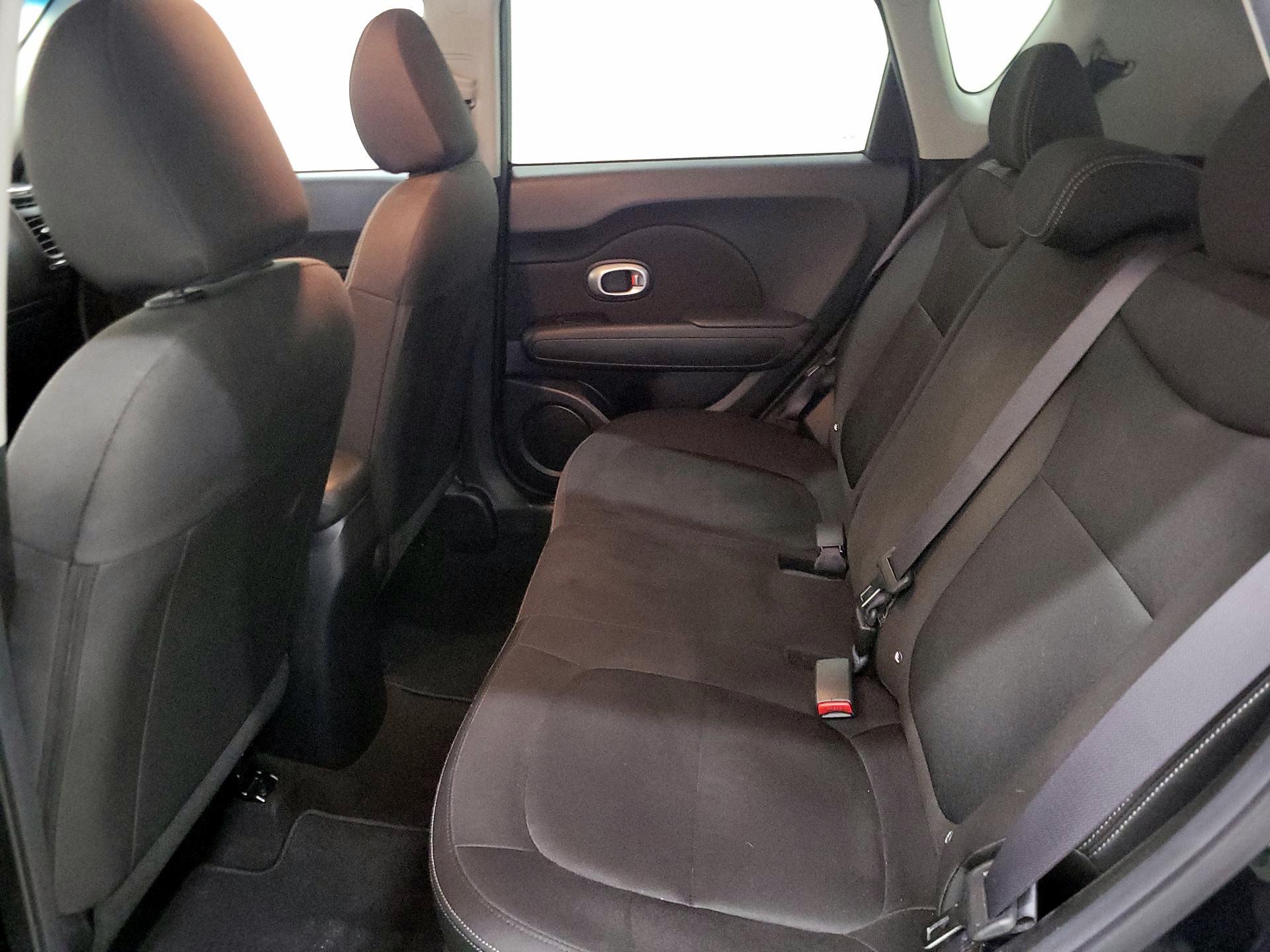 Thumbnail: 2016 Kia Soul - 18