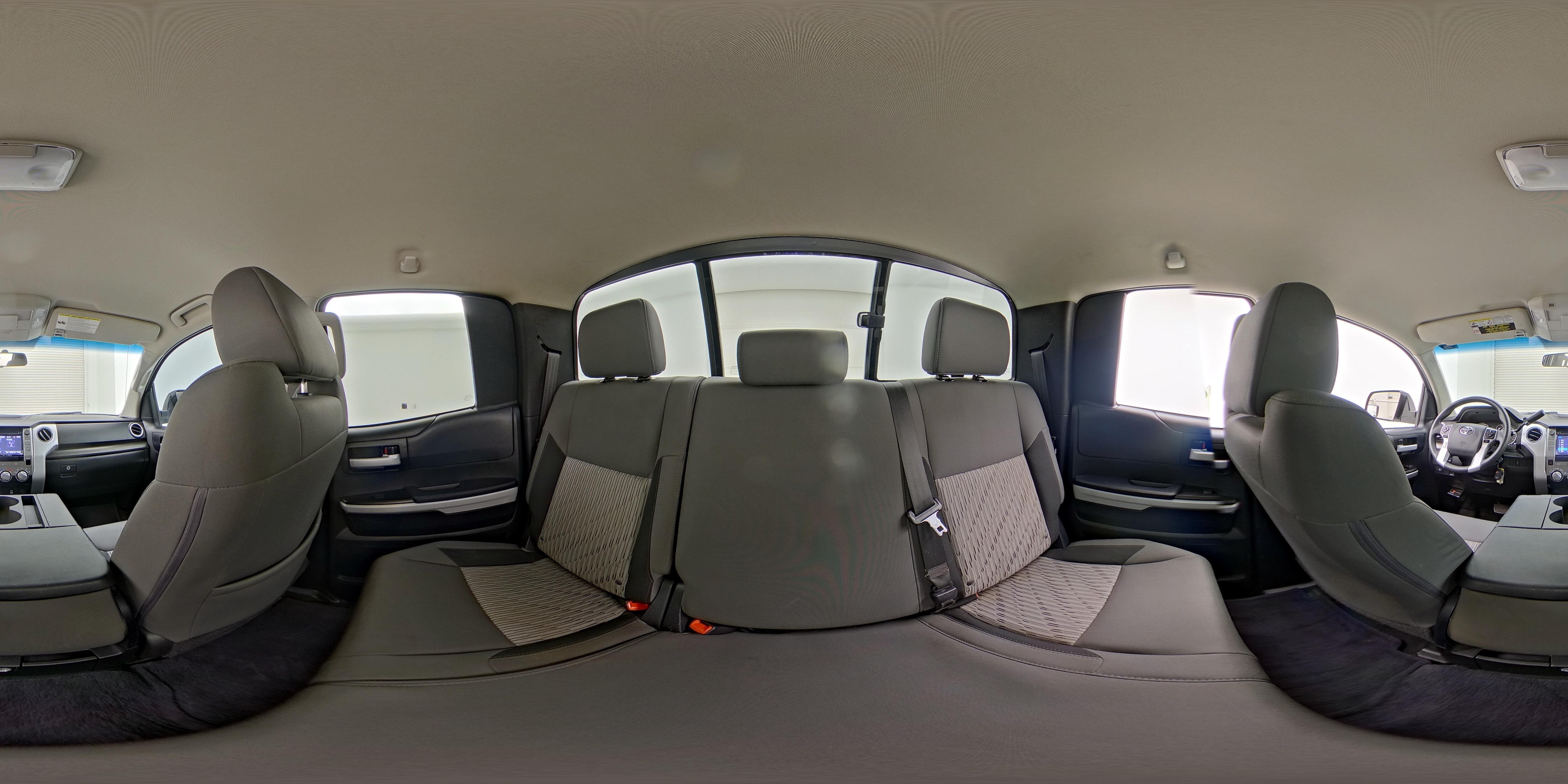 2014 Toyota Tundra SR5 - Photo 25